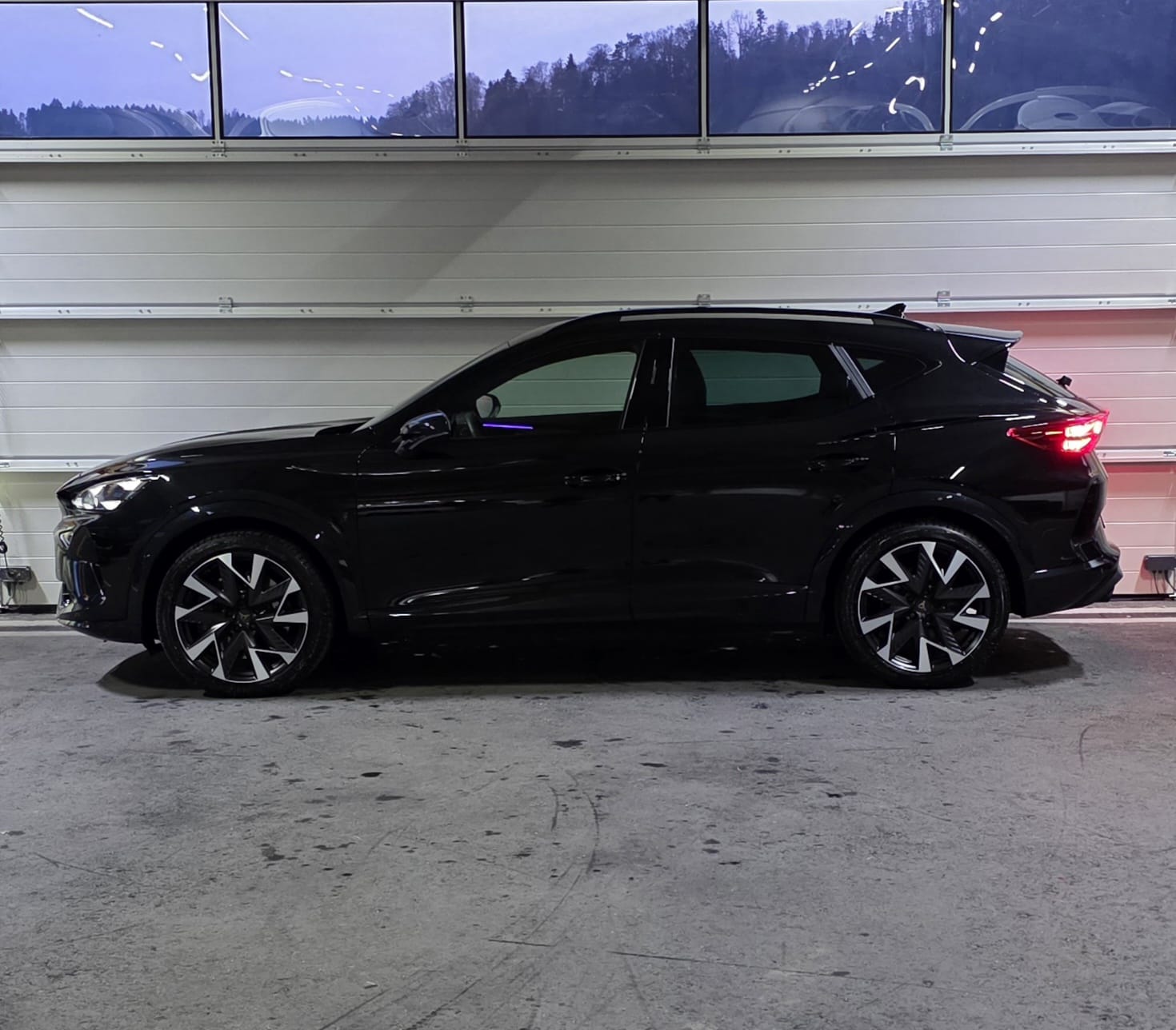 CUPRA Formentor 2.0TSI VZ 4Drive DSG *Elektrische Sitze*Lenkradheizung*ACC*360°Kamera*-image-1
