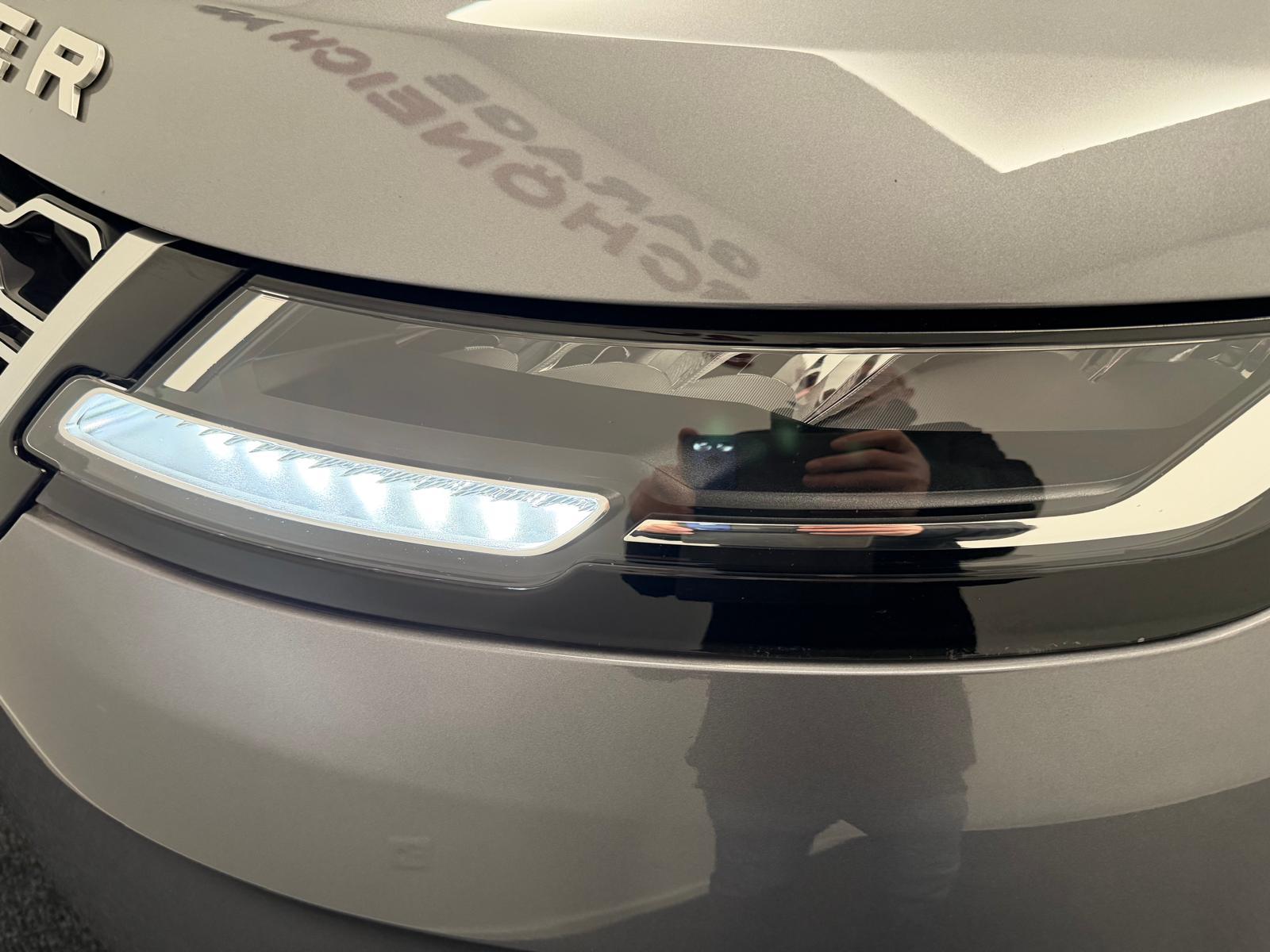 LAND ROVER Range Rover Evoque 1.5 T 300e S-image-6