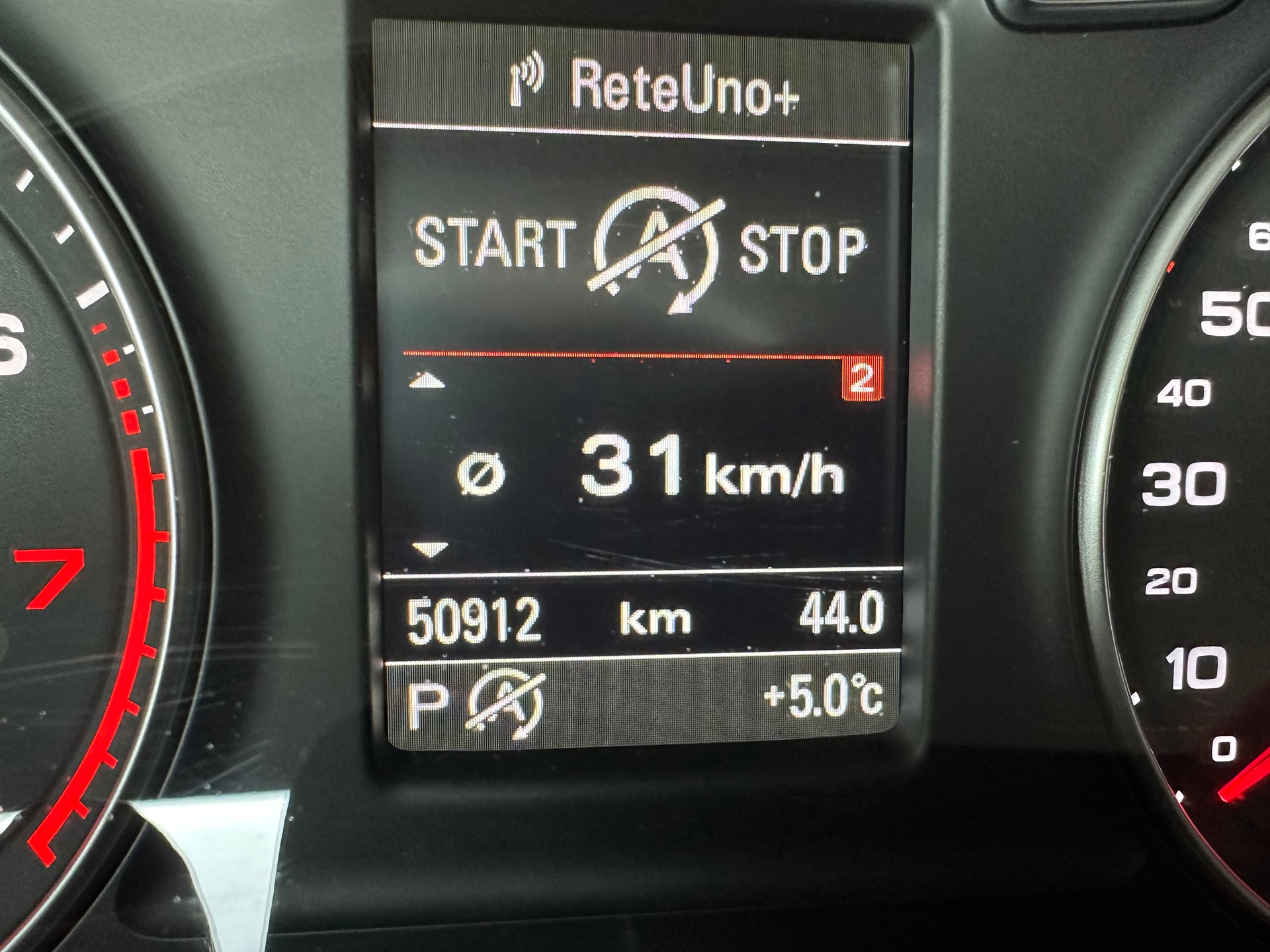 AUDI Q3 1.4 TFSI S-tronic-image-30
