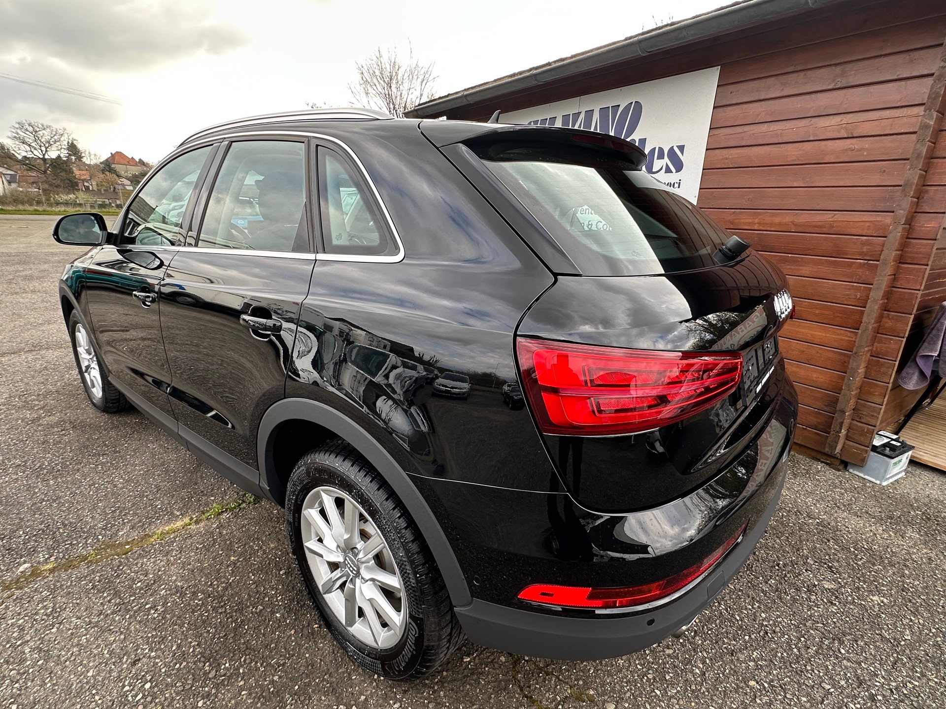 AUDI Q3 1.4 TFSI S-tronic-image-6