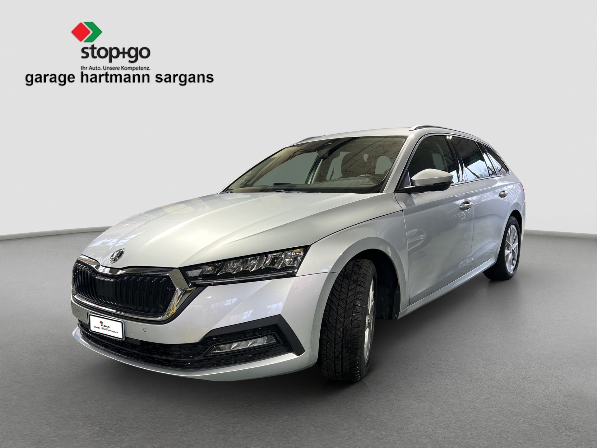 SKODA Octavia Combi 2.0 TSI Ambition DSG 4x4-image-1