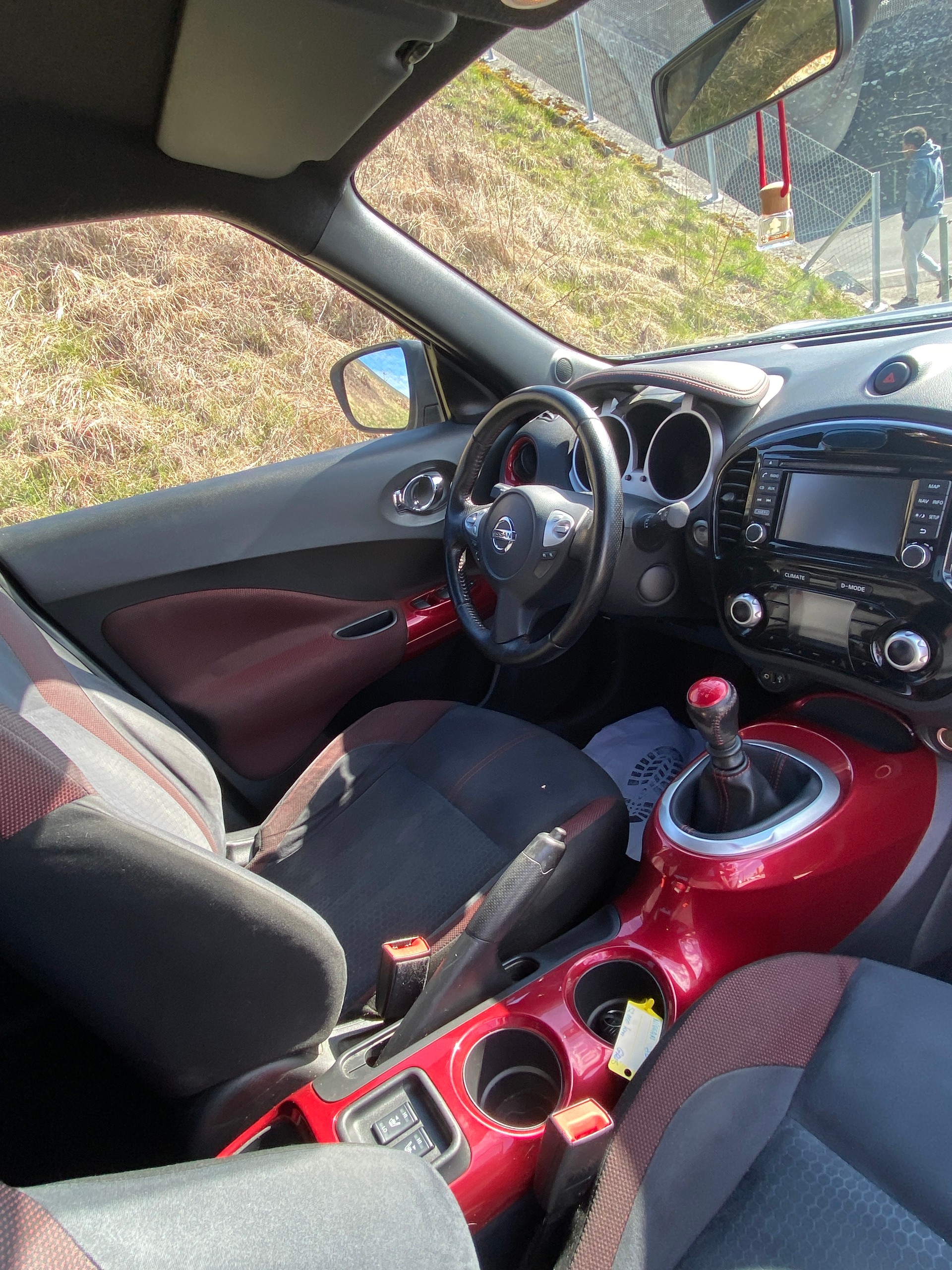 NISSAN Juke 1.2 DIG-T tekna-image-8