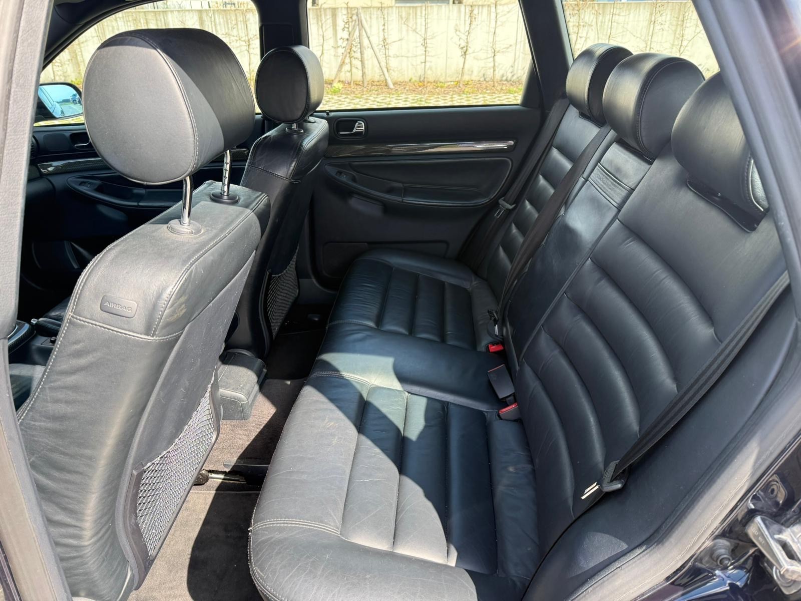 AUDI S4 Avant quattro-image-9