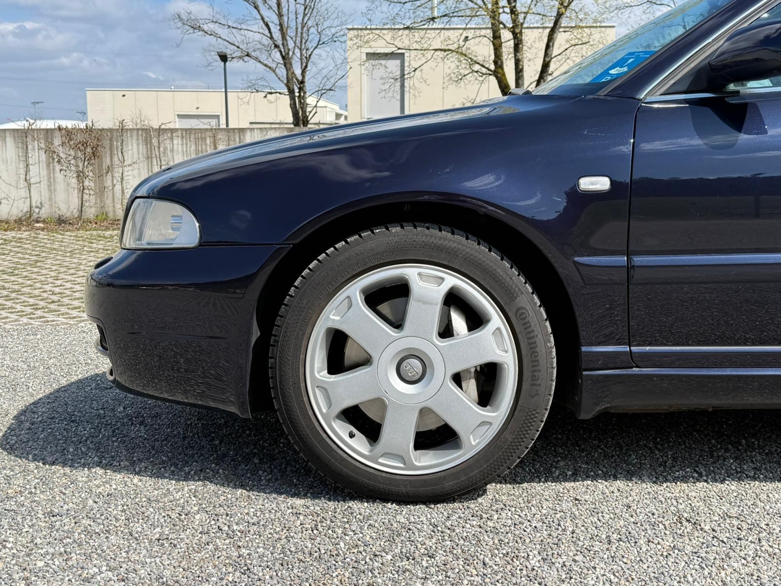 AUDI S4 Avant quattro-image-5