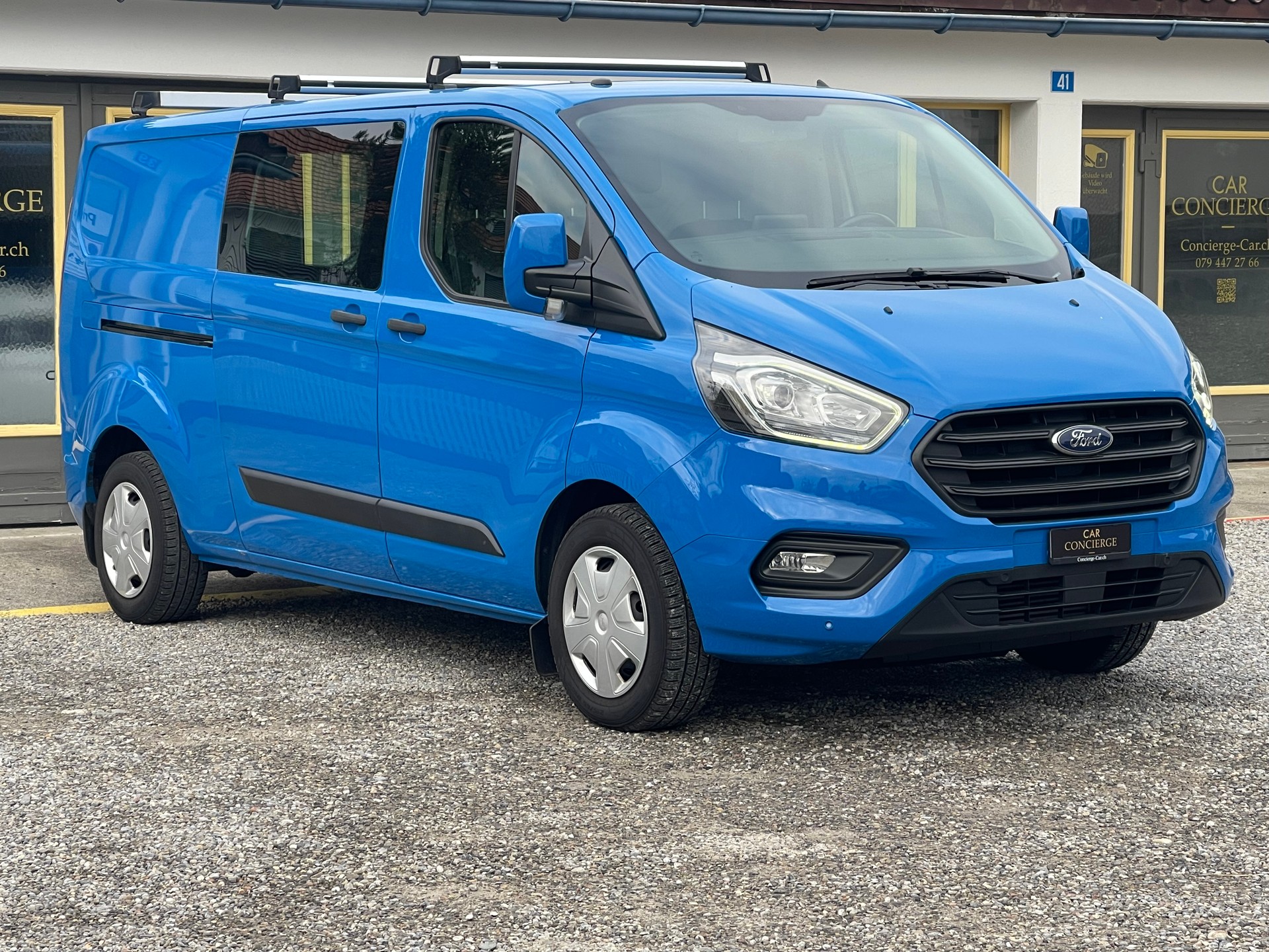 FORD Transit Custom Van 320 L2H1 Trend A-image-1