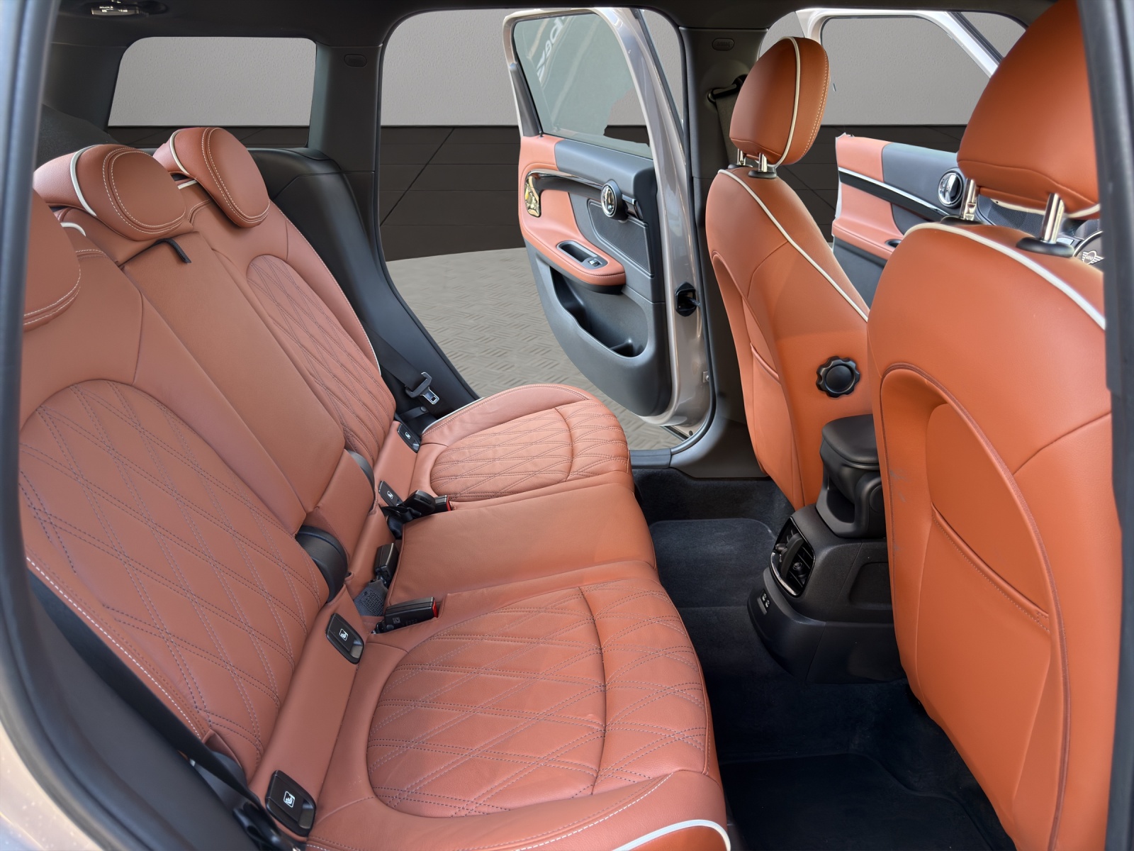 MINI Countryman Cooper ALL4 Steptronic-image-17