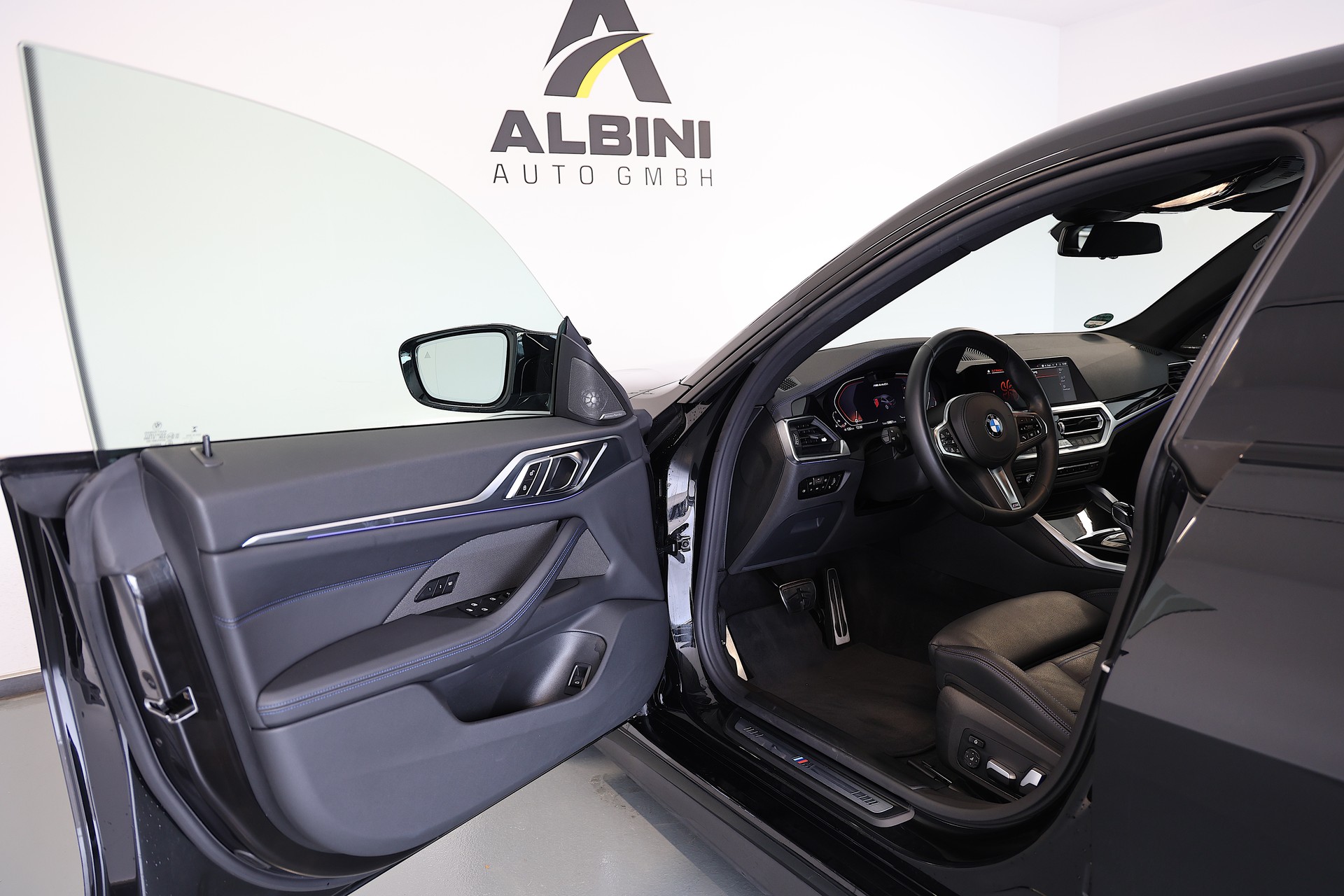 BMW M440i xDrive 48V Gran Coupé Steptronic-image-5