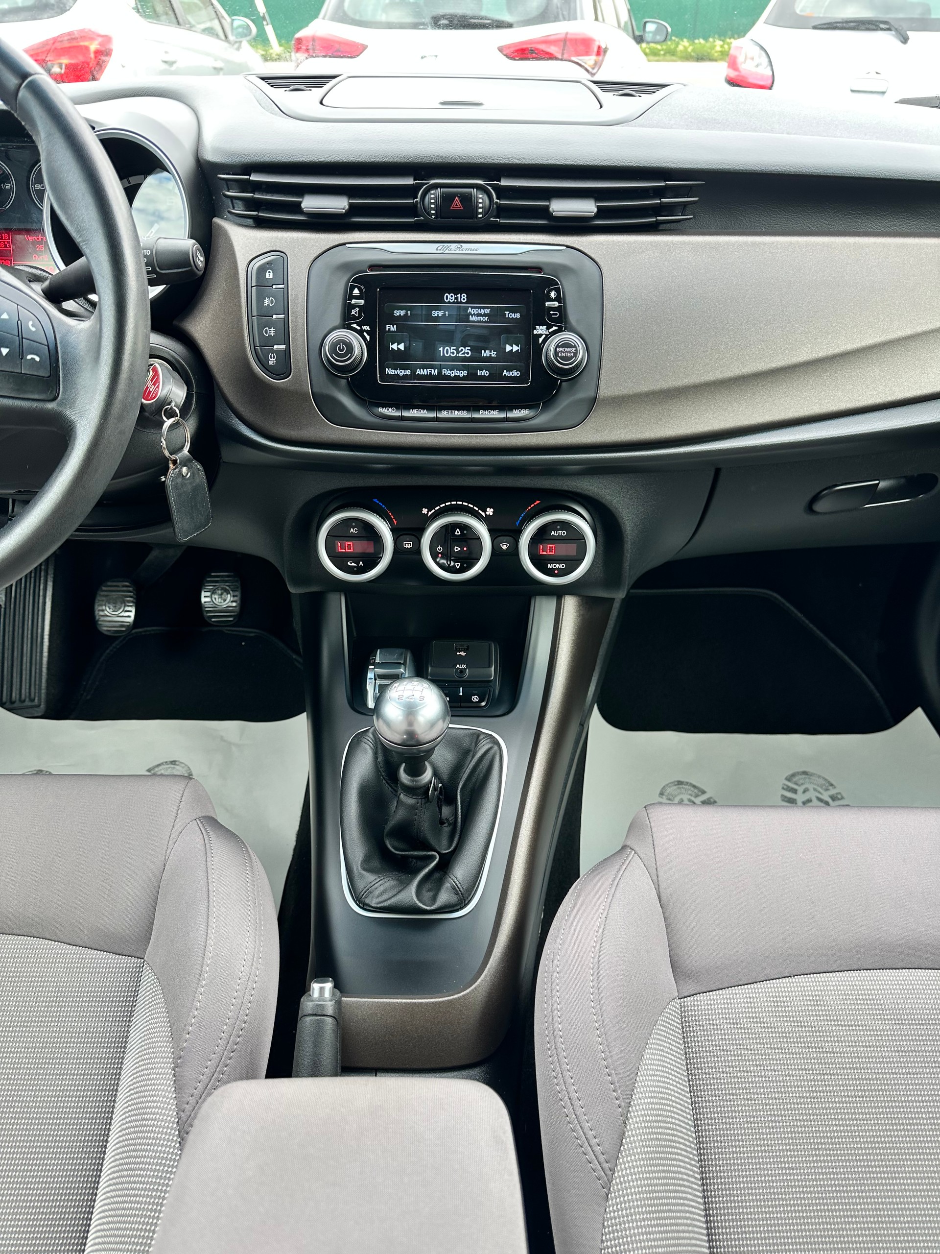 ALFA ROMEO Giulietta 1.4 MultiAir Distinctive-image-12