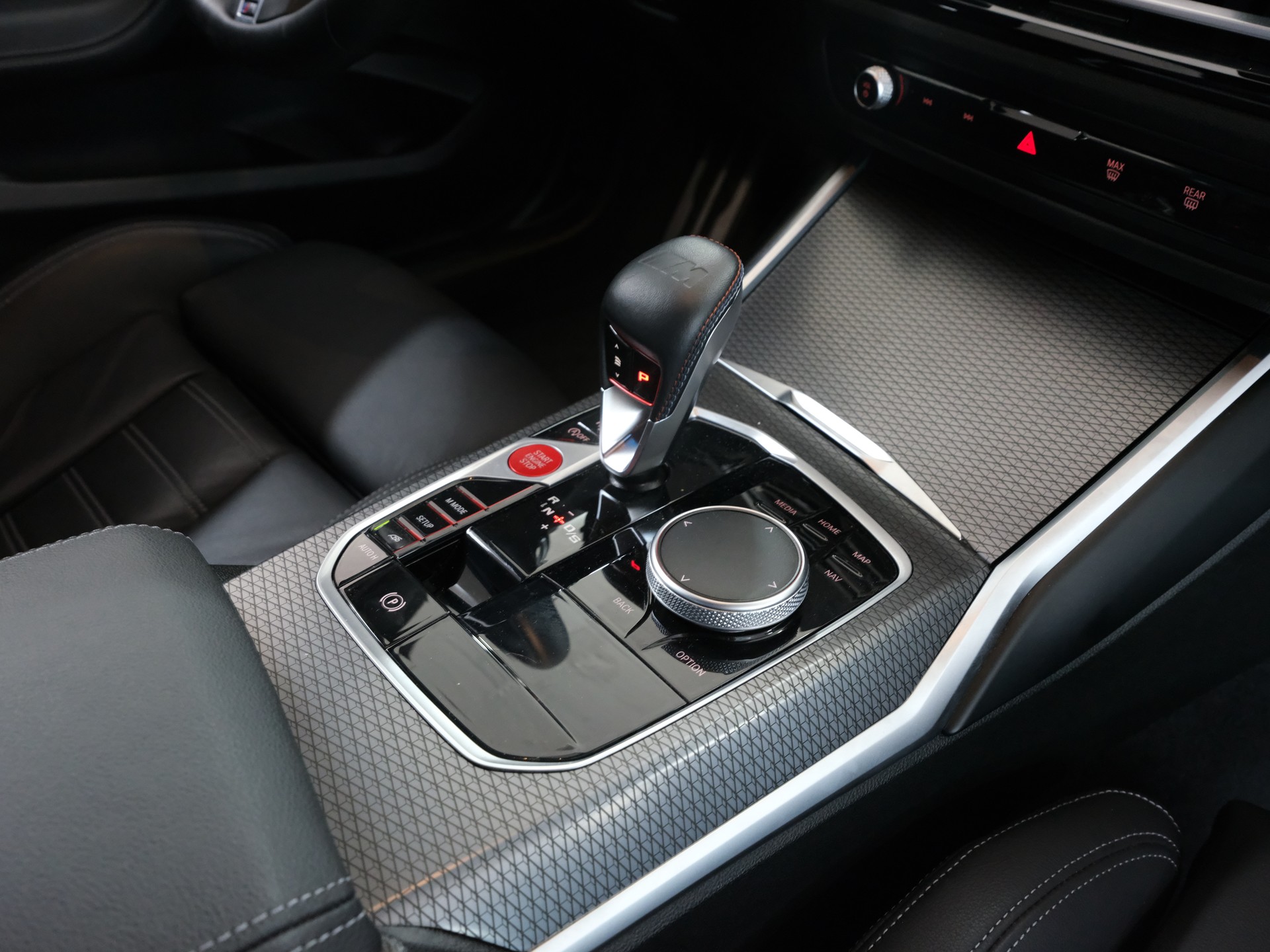 BMW M2 Steptronic *M-Performance Abgassanlage* *Werksgarantie* *Lenkradheizung**-image-27