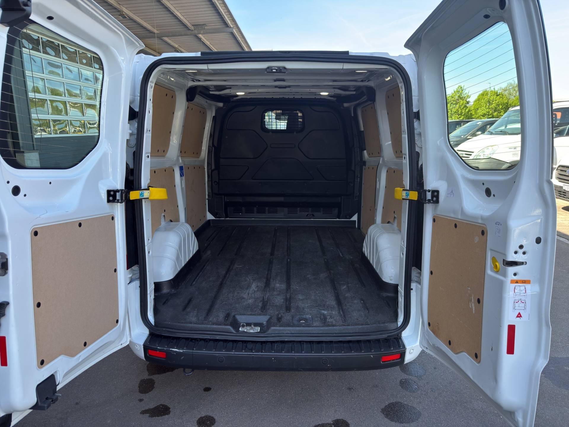 FORD Transit C Van 280 L1 2.0 TDCi 105 Trend-image-12