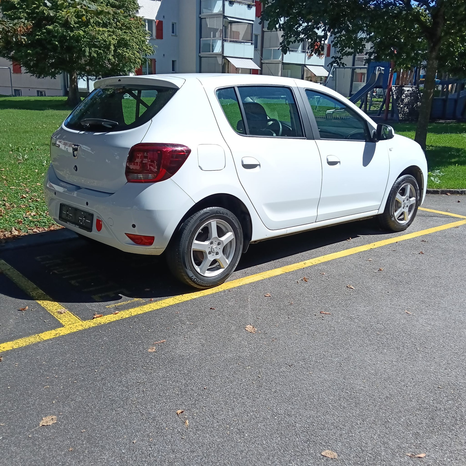 DACIA Sandero 1.0 Comfort-image-2