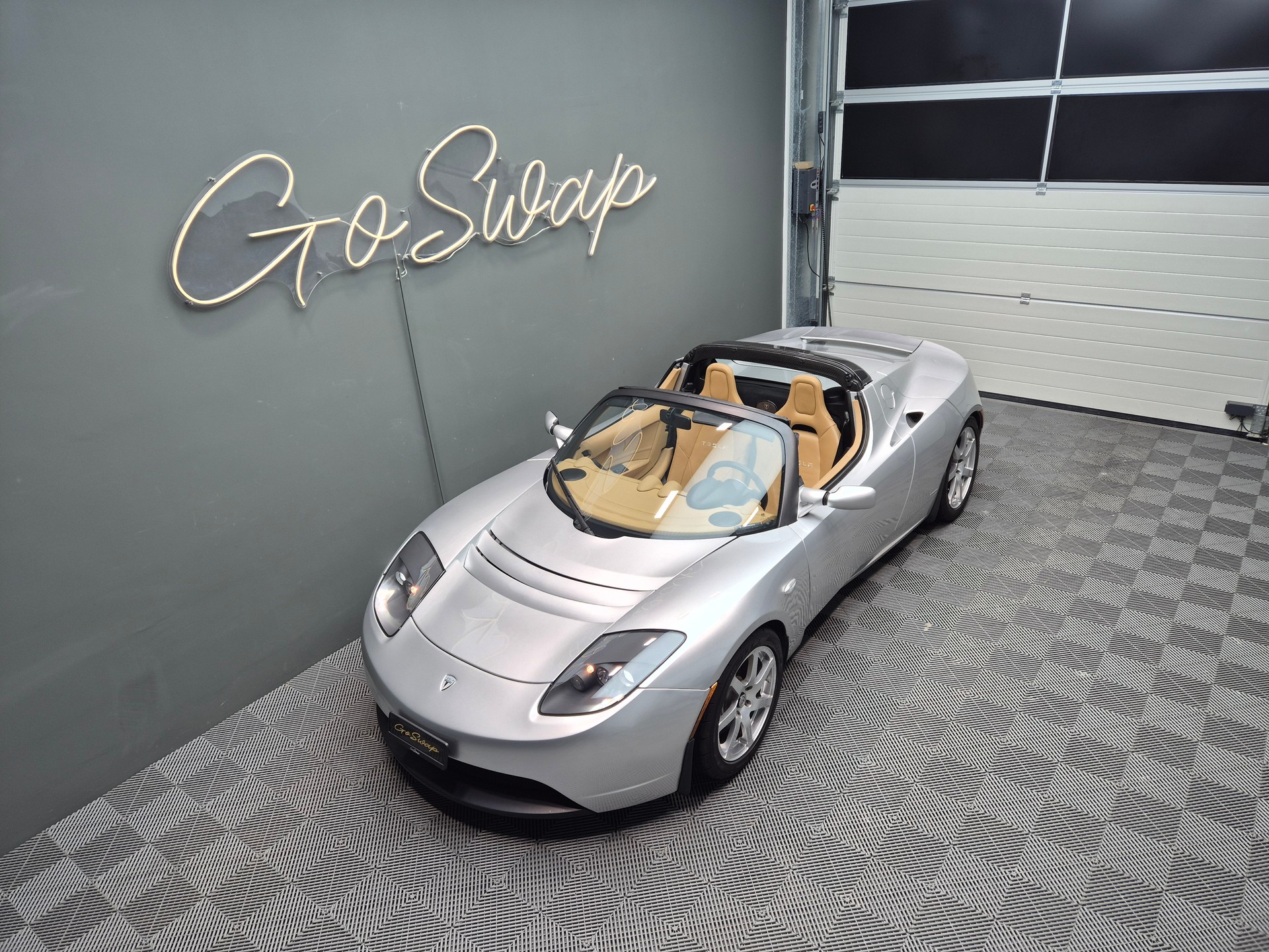TESLA Signature 169/250 - Battery Upgrade 80kWh-showroom-element-3