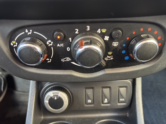 DACIA Duster 1.2 T Ambiance 4x4-image-18