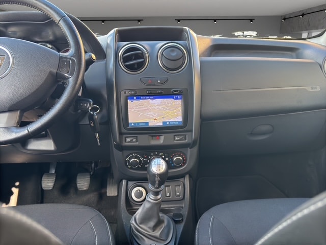 DACIA Duster 1.2 T Ambiance 4x4-image-13