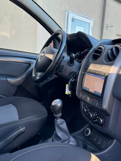 DACIA Duster 1.2 T Ambiance 4x4-image-8