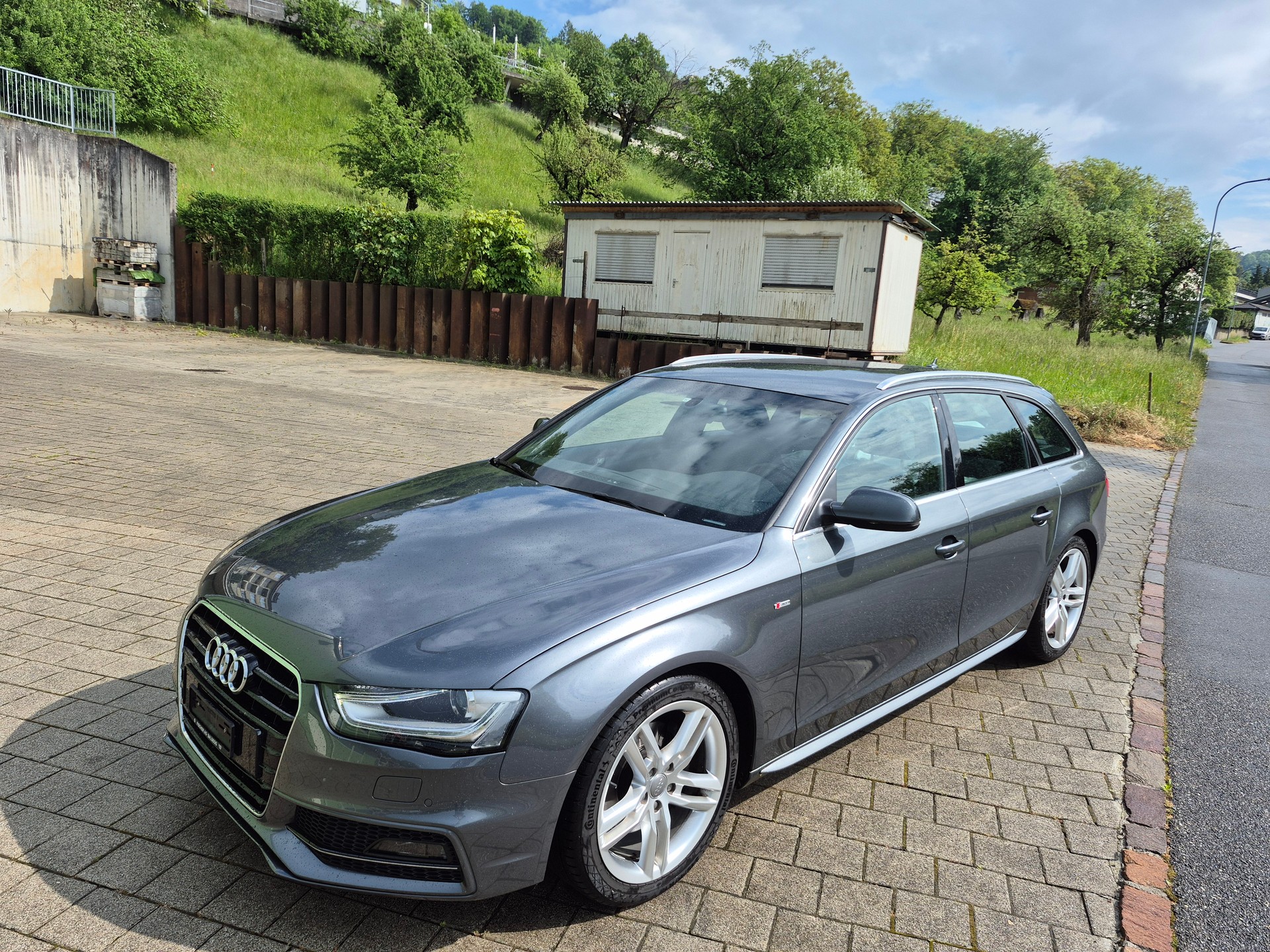 AUDI A4 Avant 2.0 TDI multitronic-image-0