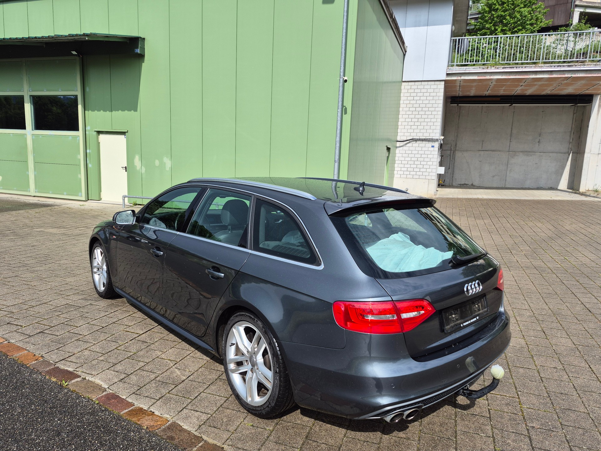 AUDI A4 Avant 2.0 TDI multitronic-image-5
