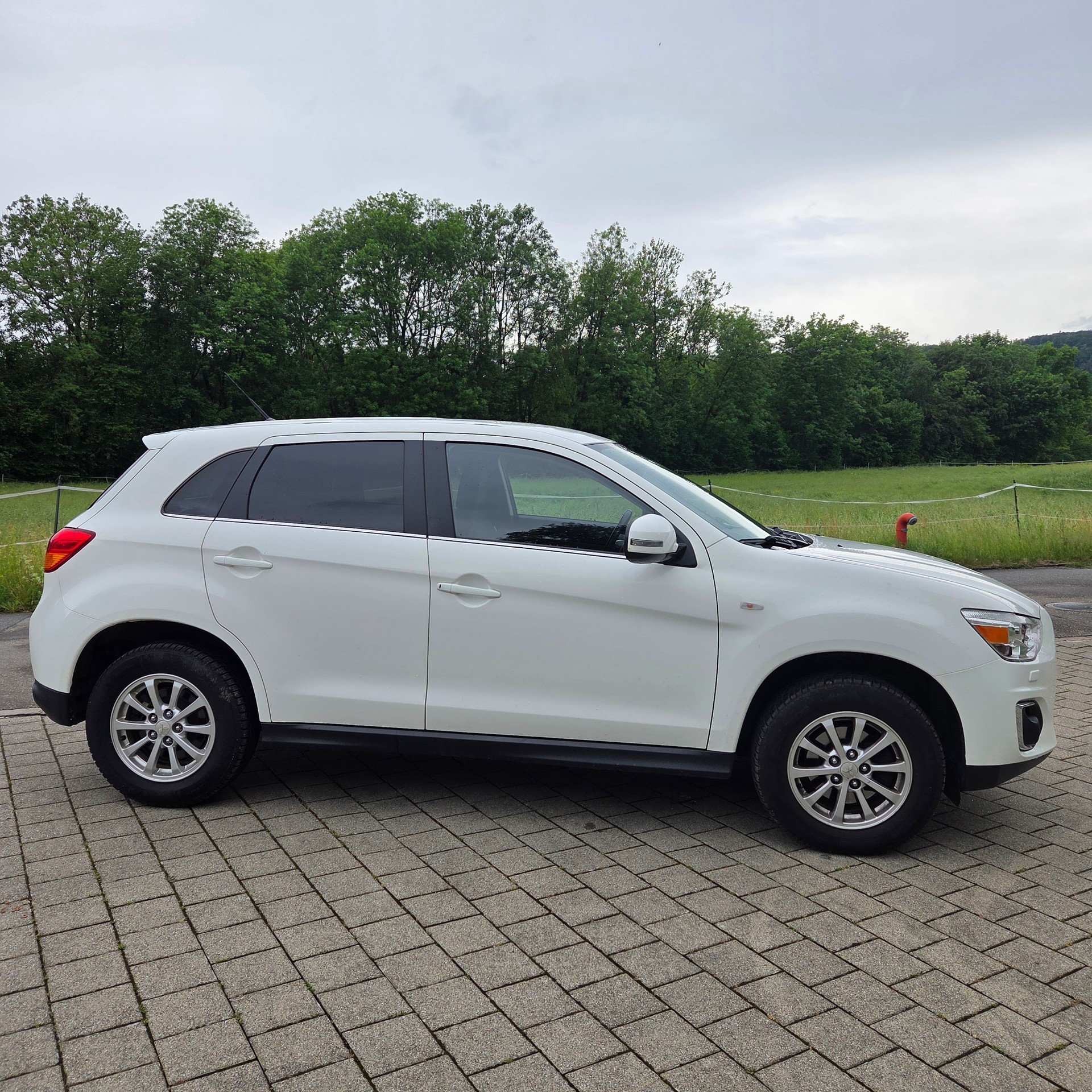 MITSUBISHI ASX 2.2 DID Intense 4WD Automatic-image-4