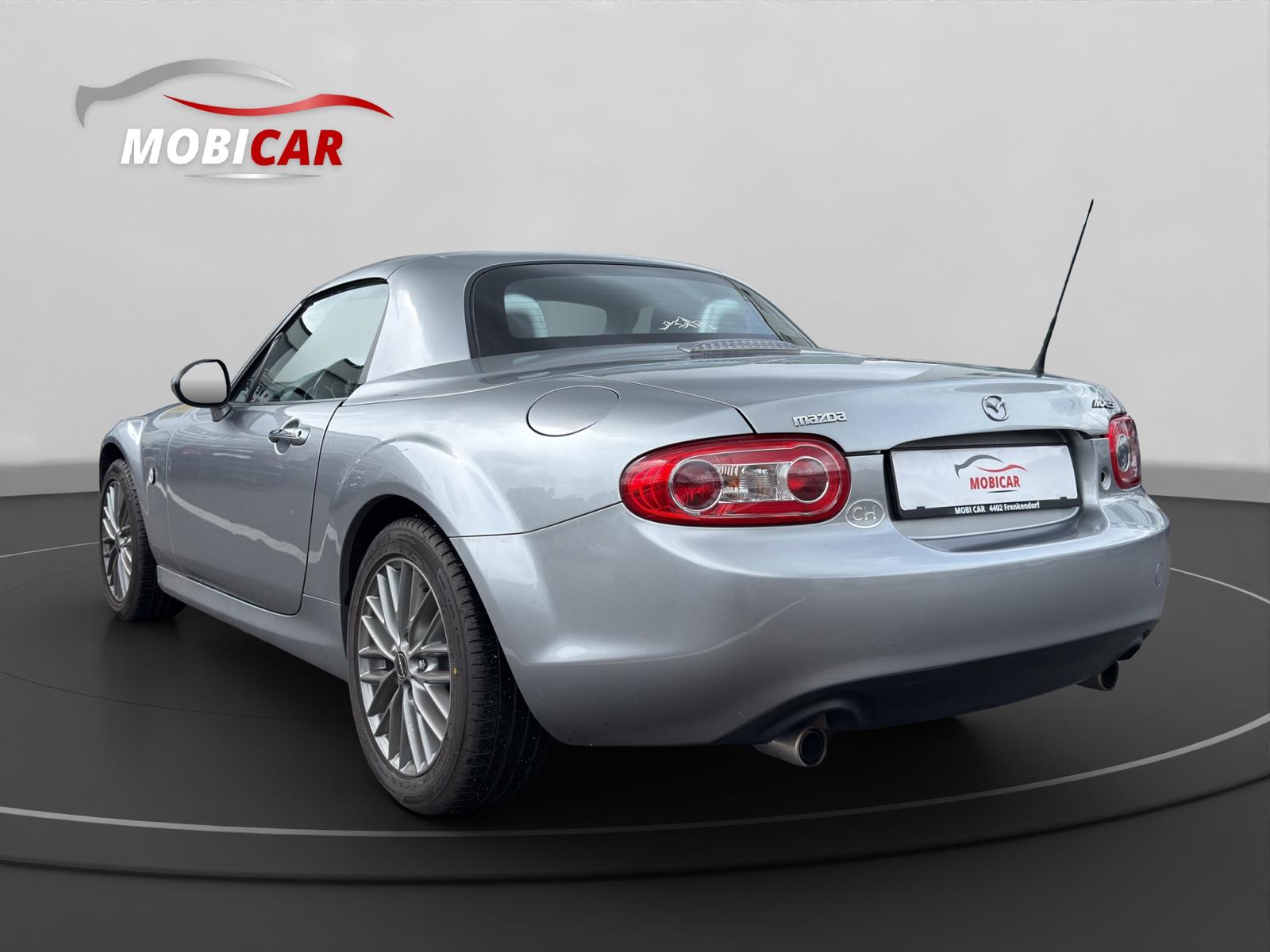 MAZDA MX-5 Roadster-Coupé 2.0i 16V Sport Activematic-image-2