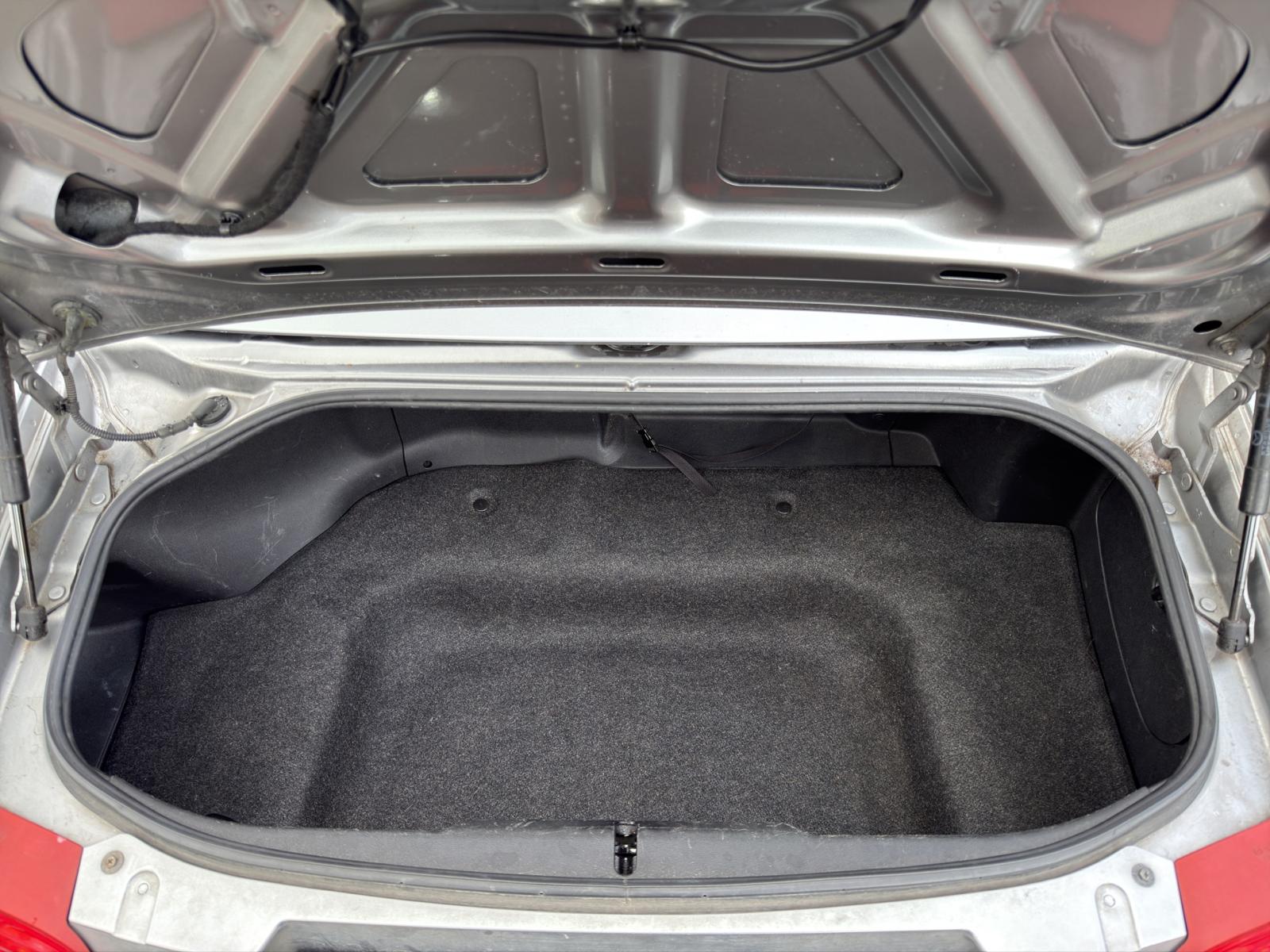 MAZDA MX-5 Roadster-Coupé 2.0i 16V Sport Activematic-image-12