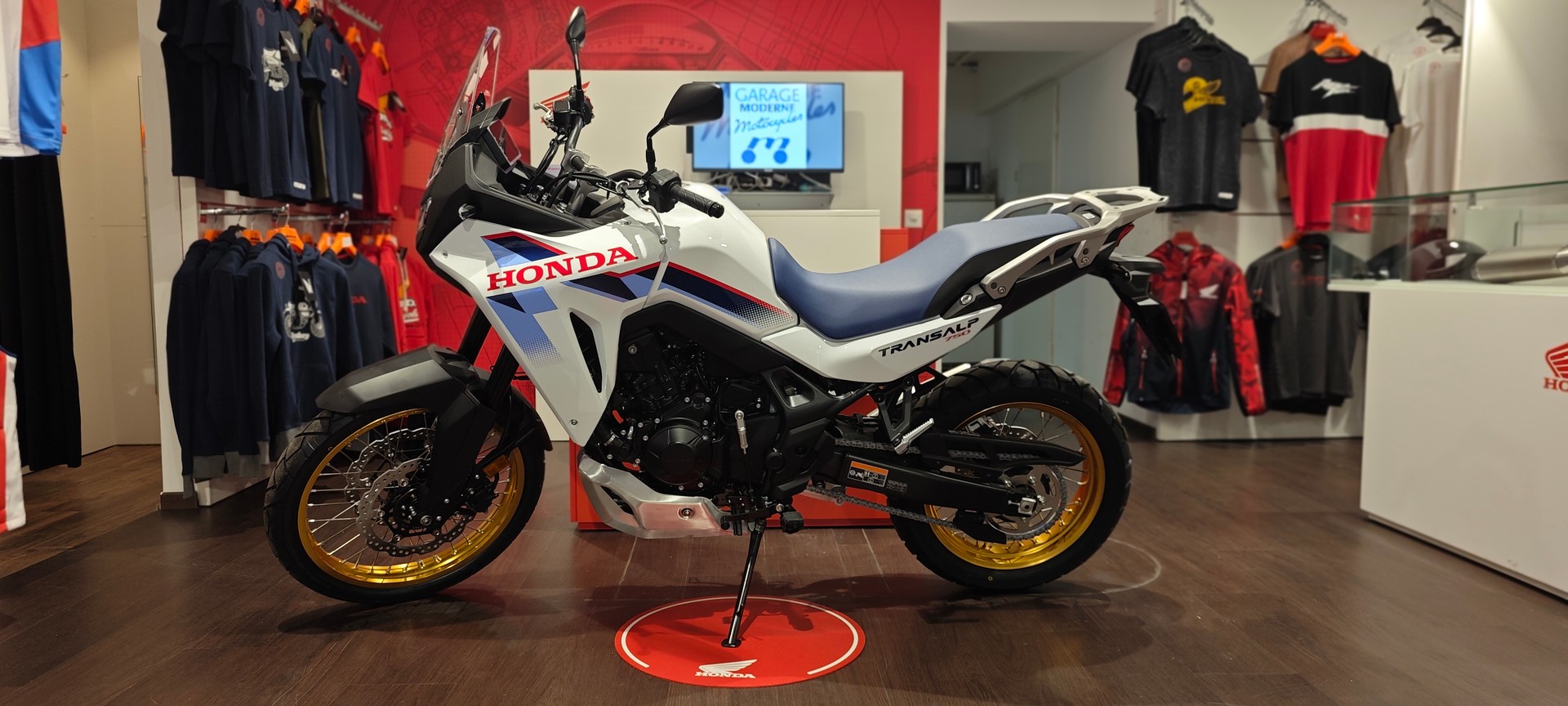 HONDA XL 750 Transalp E-Clutch-image-4