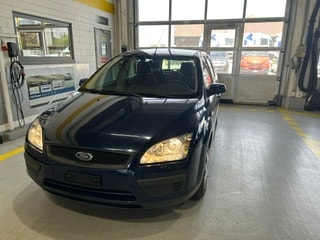 FORD Focus 1.8i Carving-image-2