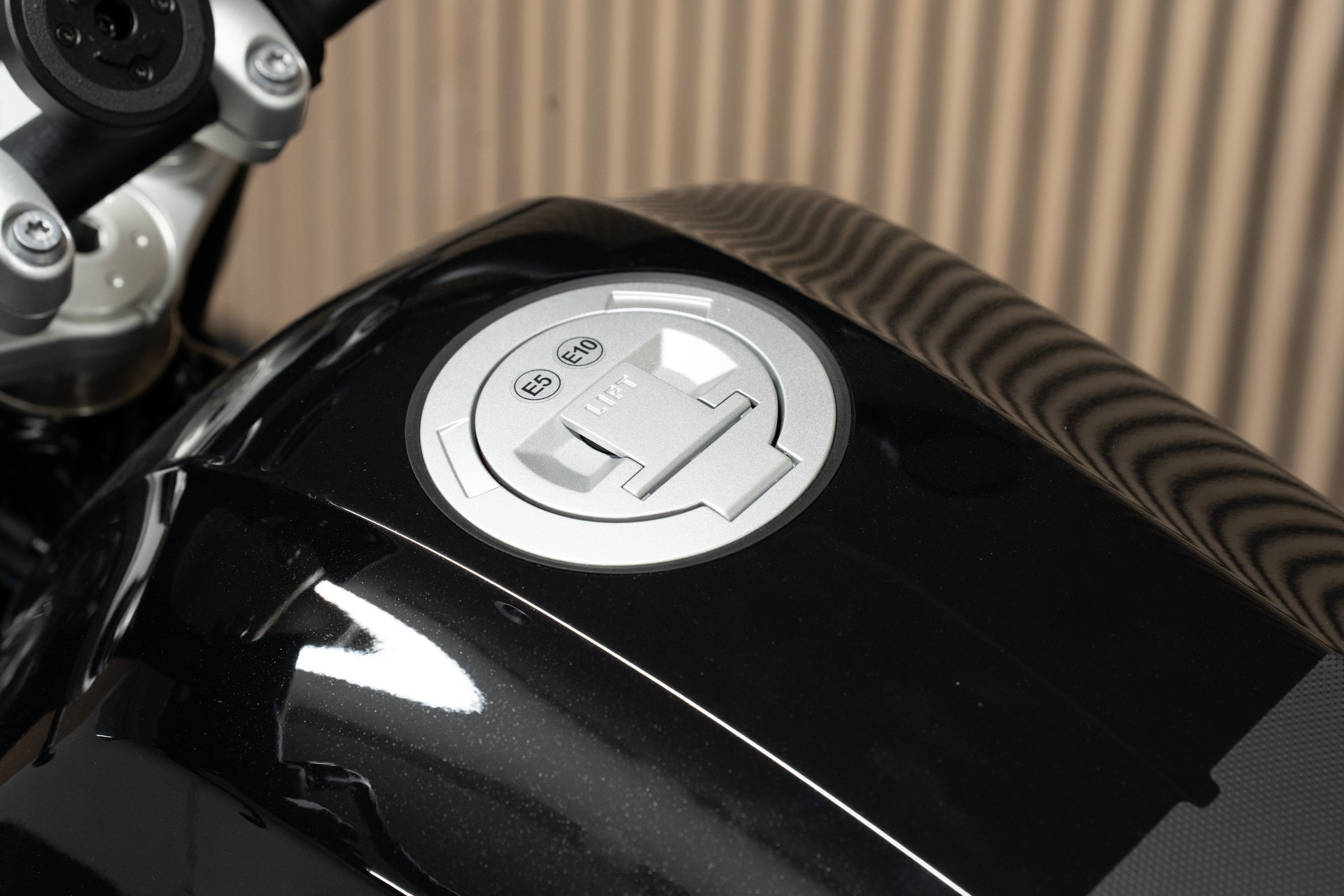BMW R 12-image-4