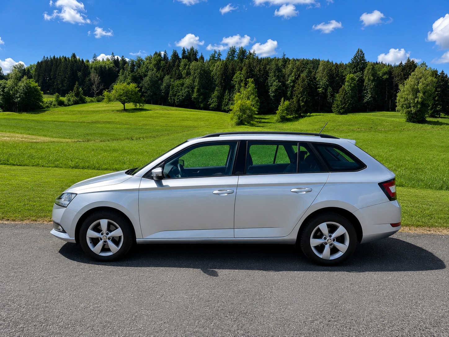SKODA Kombi 1.0 TSI Ambition-image-1