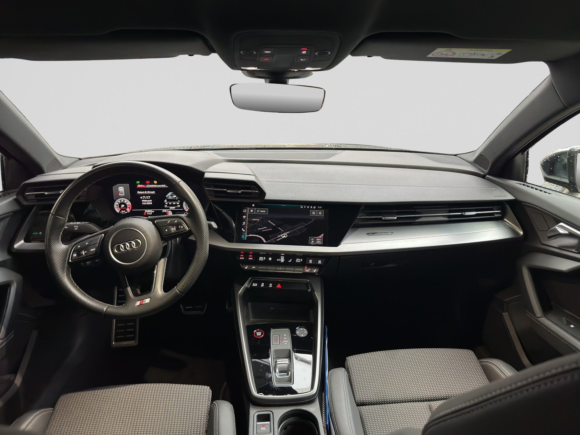 AUDI S3 2.0 TFSI quattro S-tronic-image-12