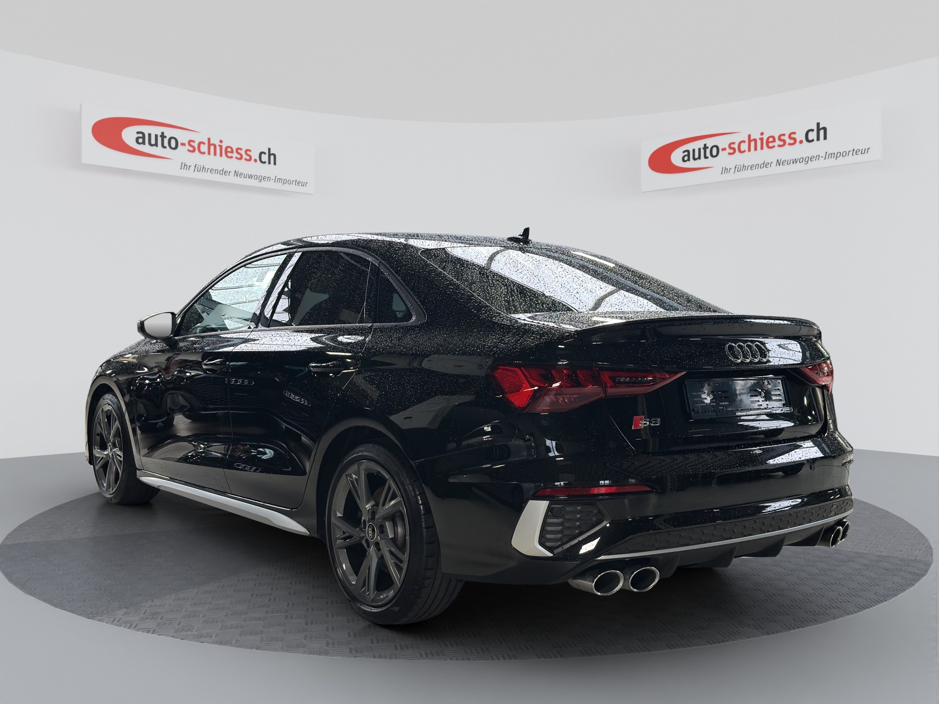 AUDI S3 2.0 TFSI quattro S-tronic-showroom-element-2