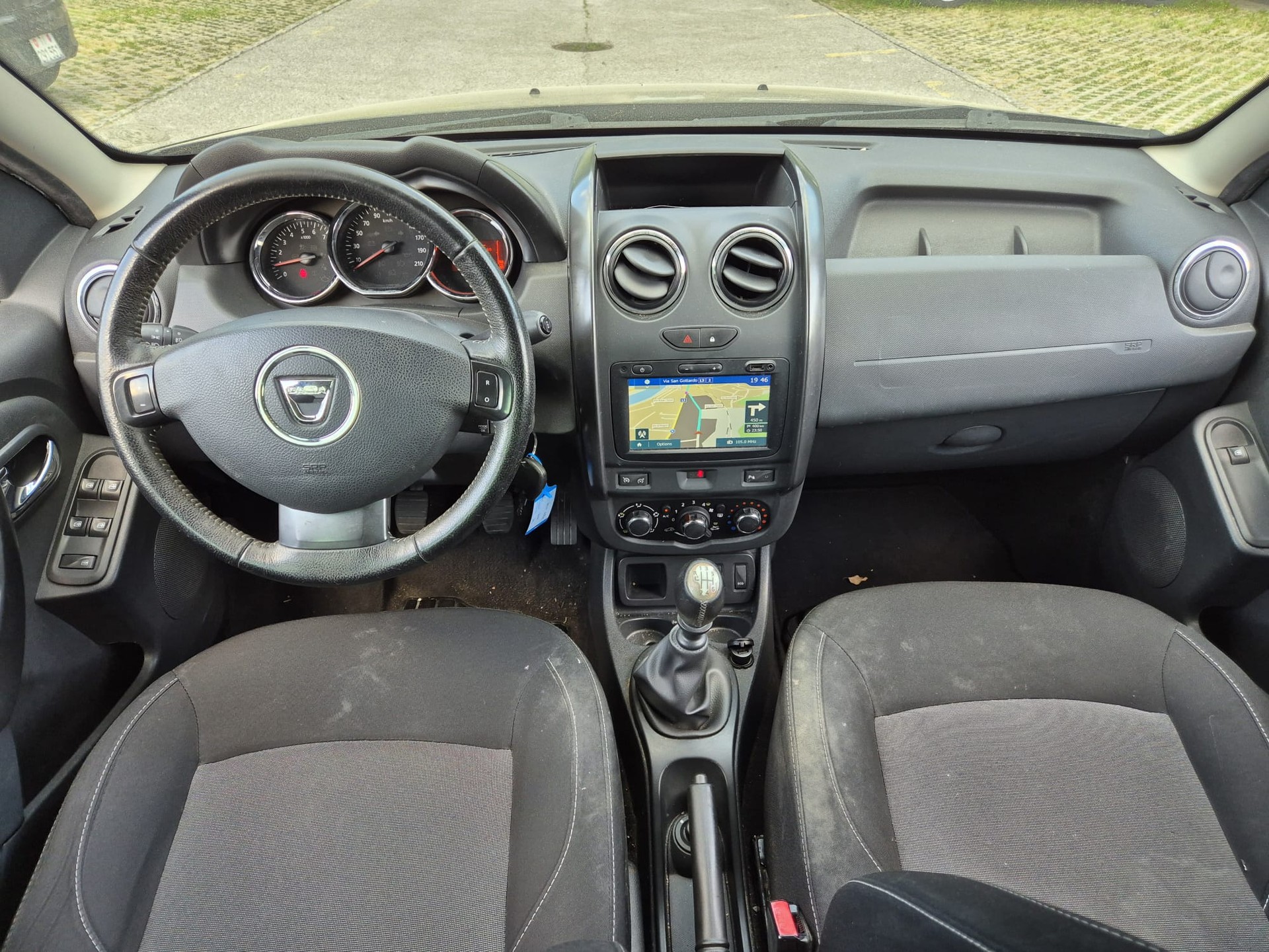DACIA Duster 1.2 T Privilège 4x2-image-10