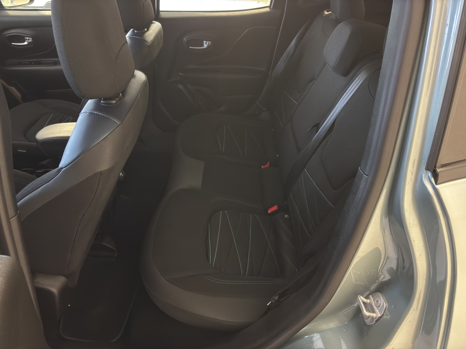 JEEP RENEGADE 1.5 Turbo Sustainab-image-7