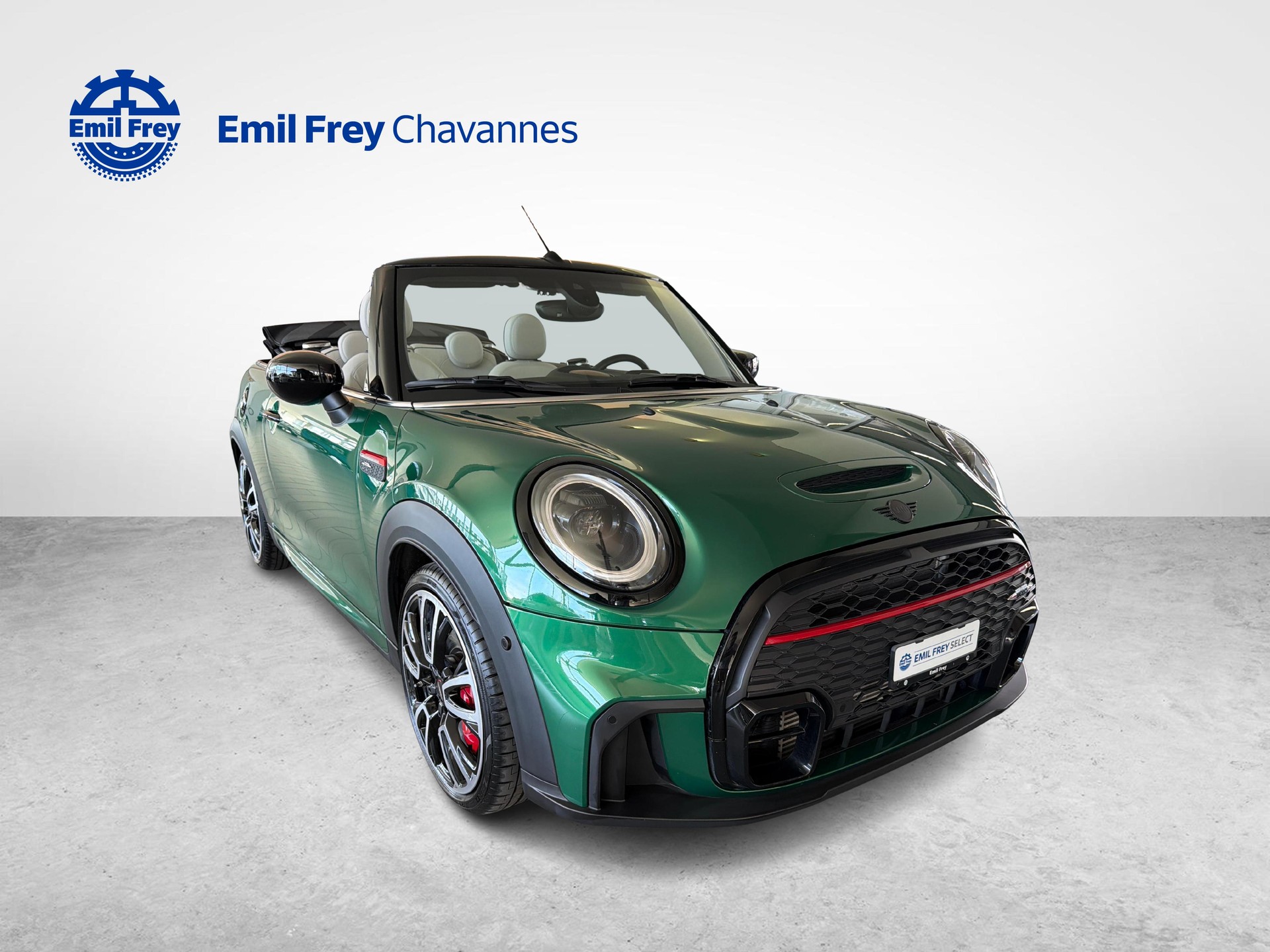 MINI Cabrio F57 2.0i John Cooper Works-image-0