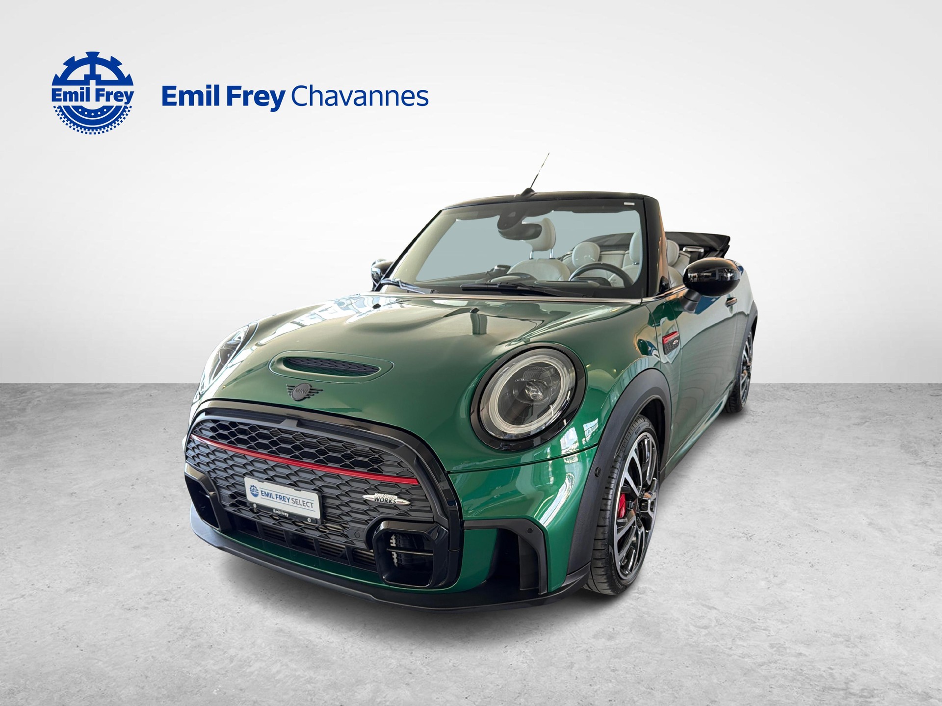 MINI Cabrio F57 2.0i John Cooper Works-image-1