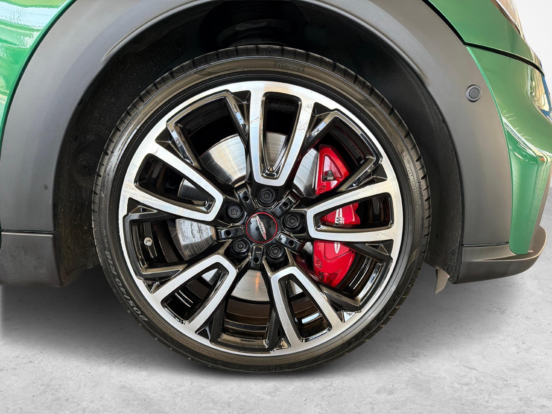 MINI Cabrio F57 2.0i John Cooper Works-image-19