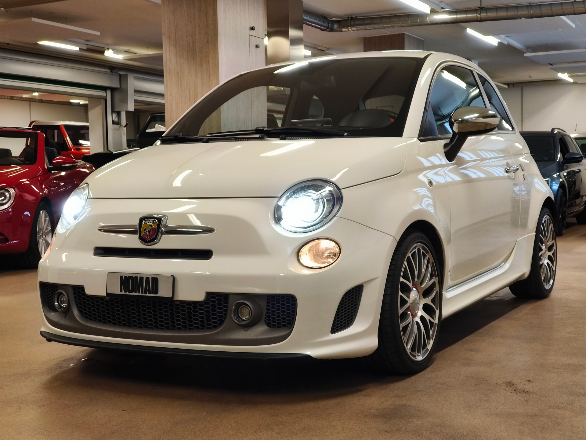 FIAT 595 1.4 16V Turbo Abarth Turismo-image-1