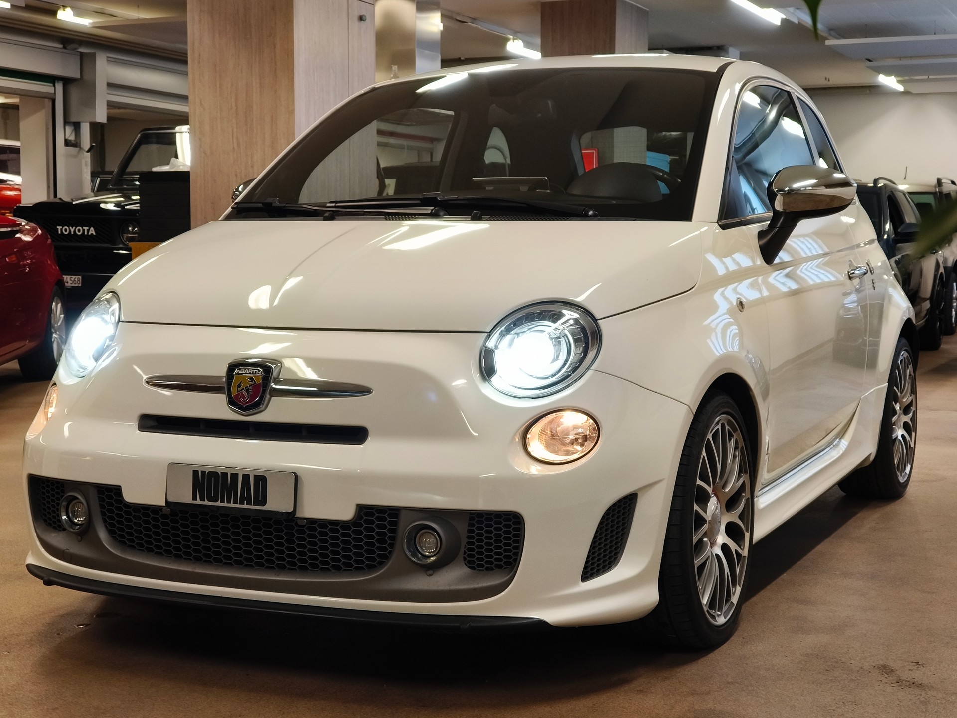 FIAT 595 1.4 16V Turbo Abarth Turismo-image-0