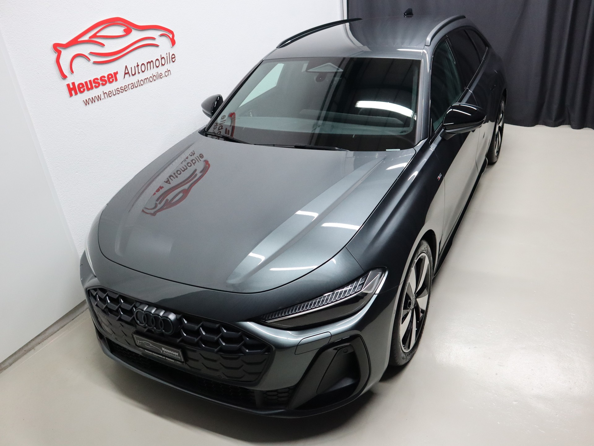 AUDI A5 Avant 2.0 TFSI S tronic S Line Edition - Navi - MMI Beifahrerdisplay - Matrix LED - Keyless - 360° Kamera - 204 PS-image-2