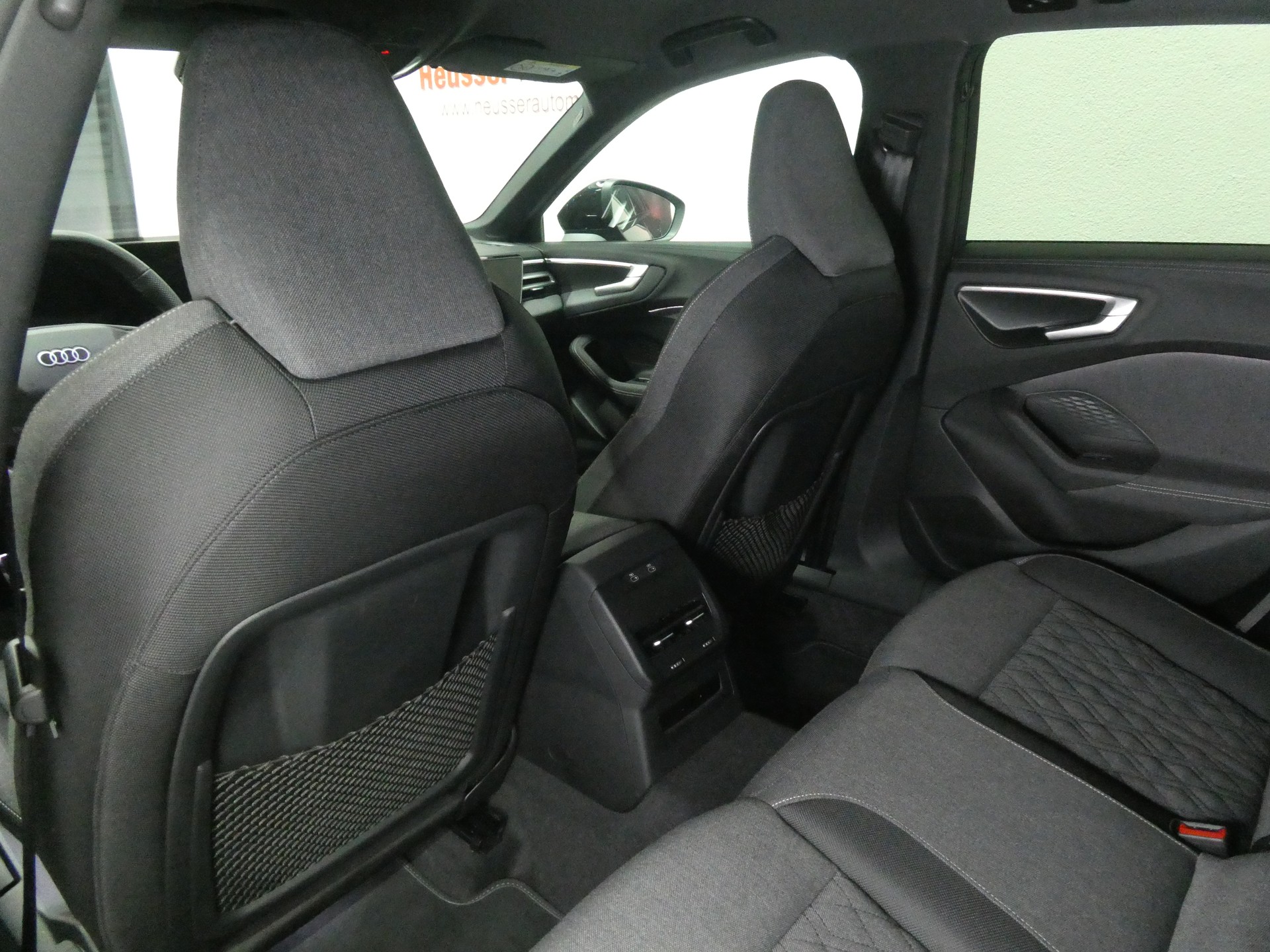 AUDI A5 Avant 2.0 TFSI S tronic S Line Edition - Navi - MMI Beifahrerdisplay - Matrix LED - Keyless - 360° Kamera - 204 PS-image-10