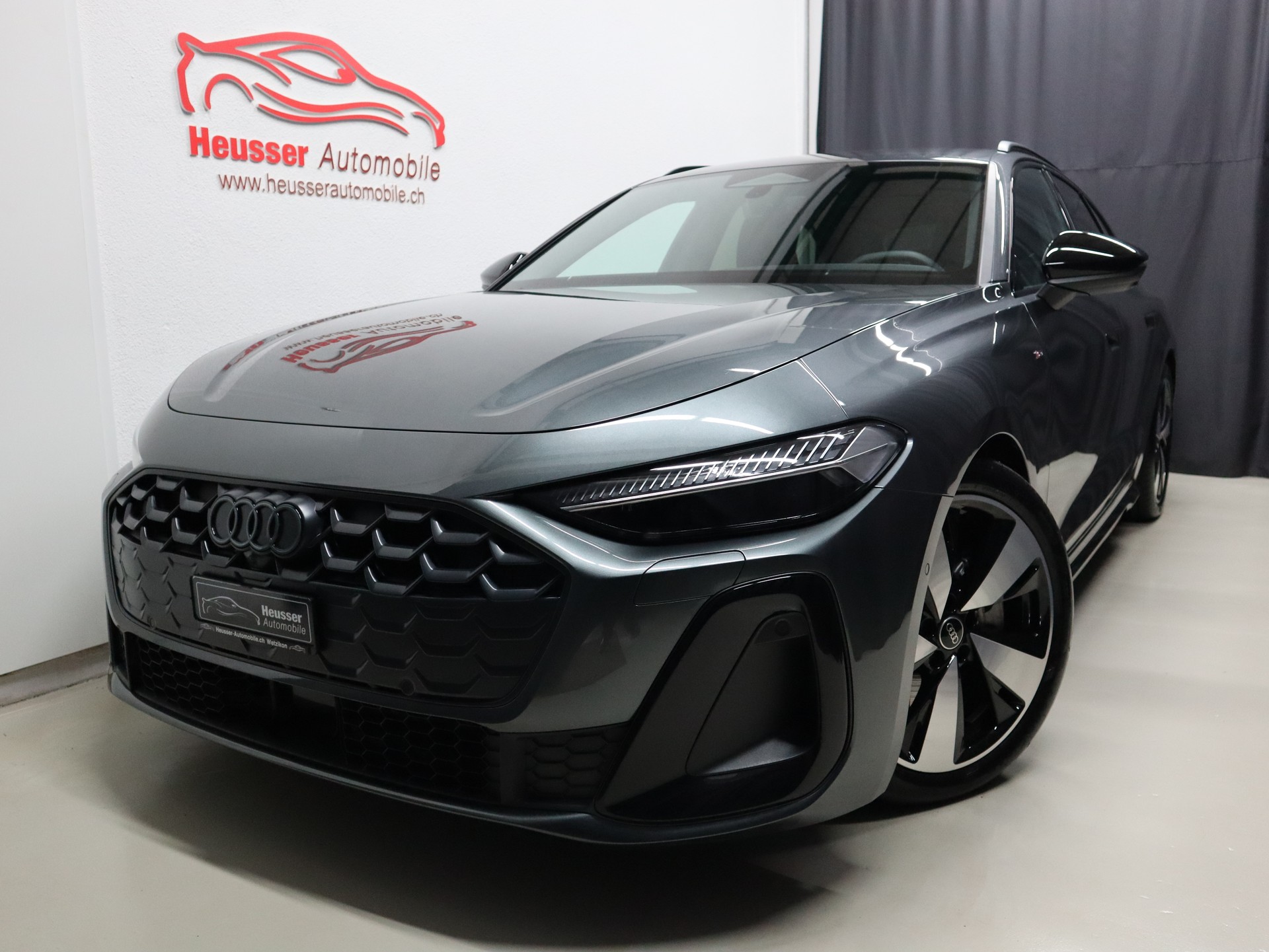 AUDI A5 Avant 2.0 TFSI S tronic S Line Edition - Navi - MMI Beifahrerdisplay - Matrix LED - Keyless - 360° Kamera - 204 PS-image-0