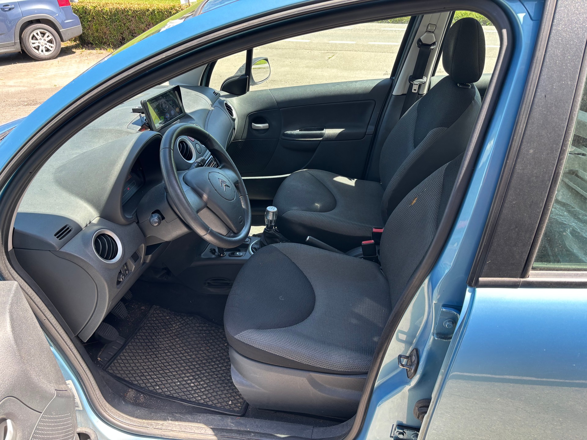 CITROEN C3 1.4i Furio-image-4