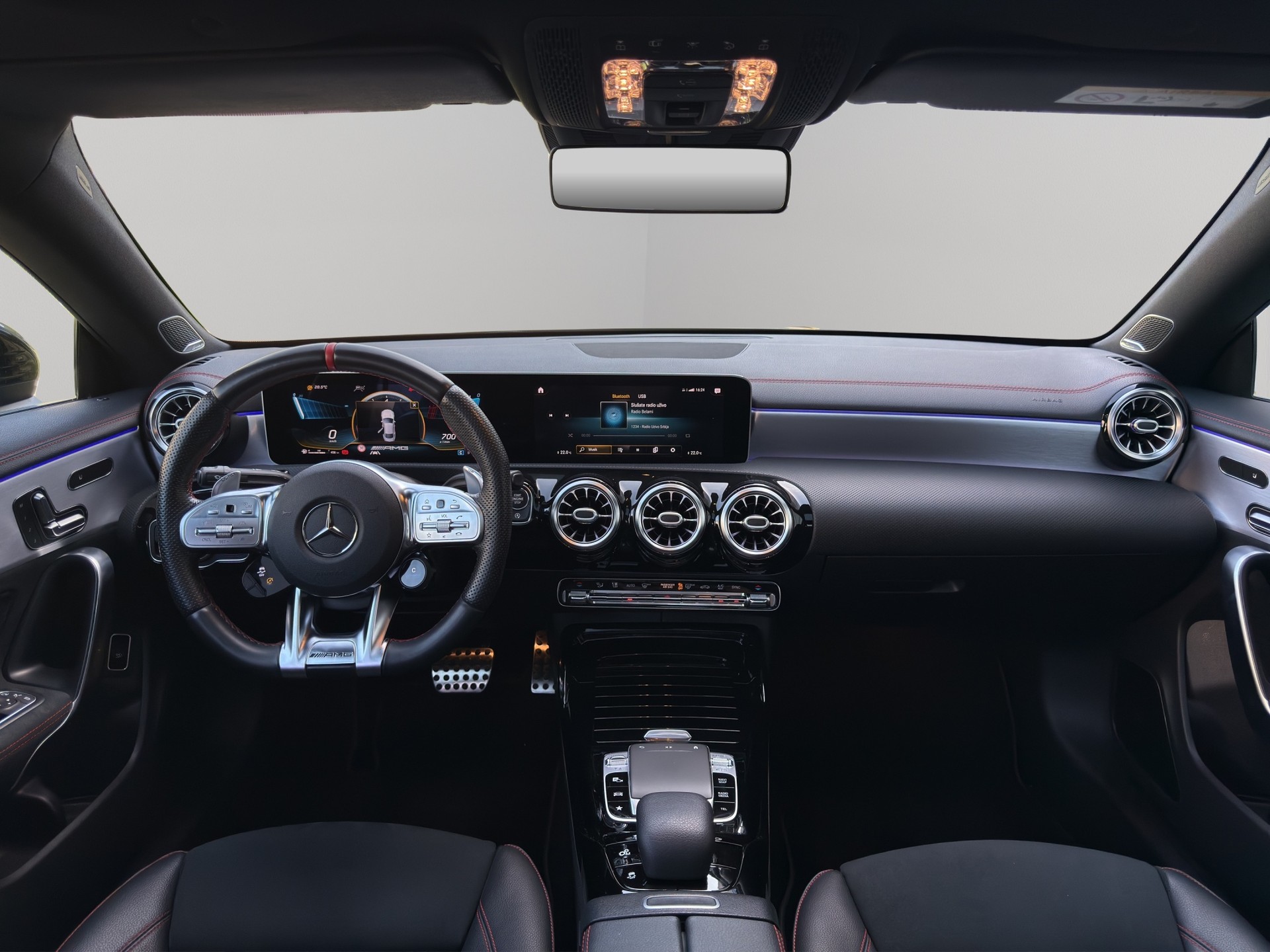 MERCEDES-BENZ CLA 35 AMG 4Matic 7G-DCT-image-10