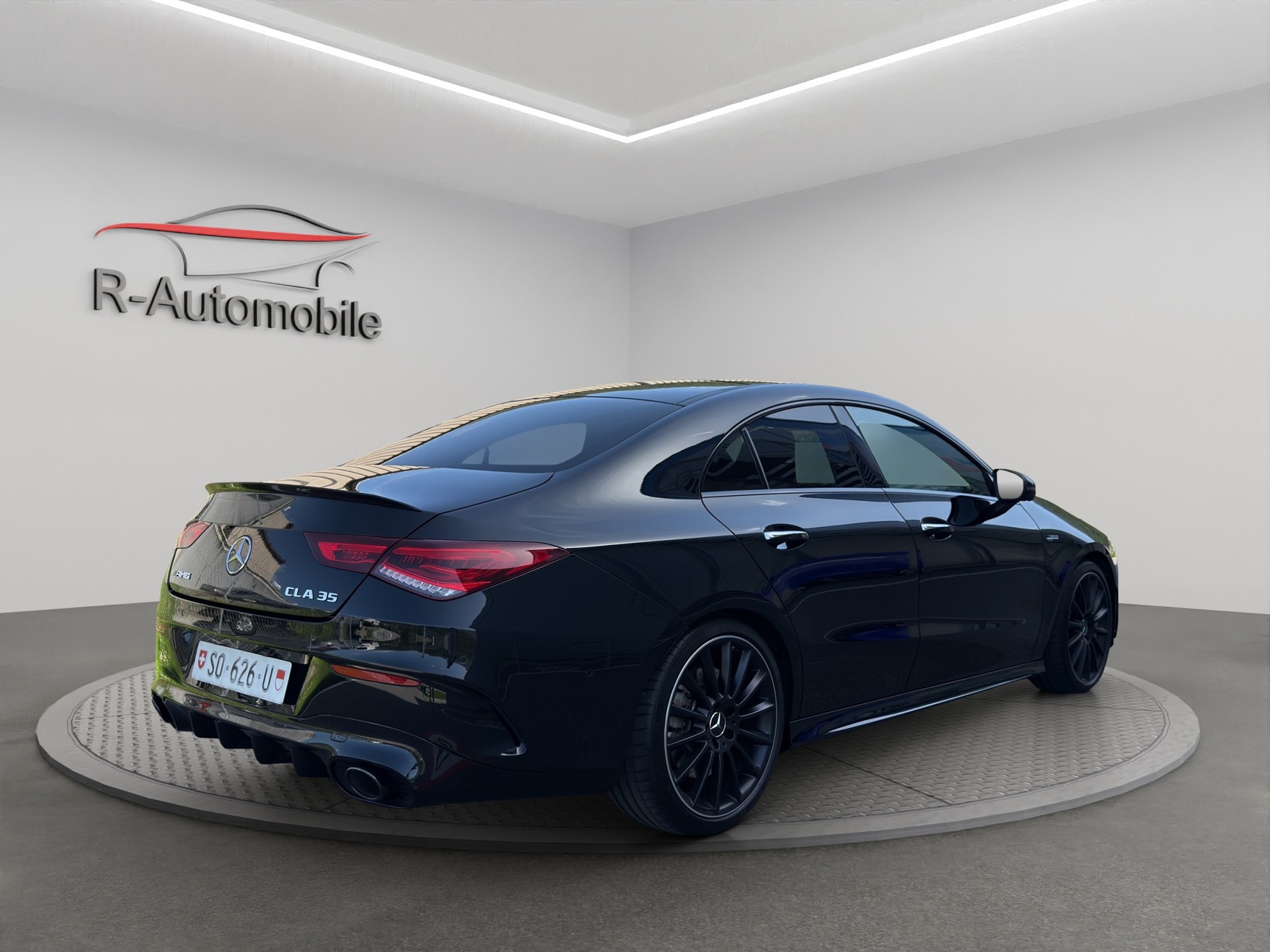 MERCEDES-BENZ CLA 35 AMG 4Matic 7G-DCT-image-4
