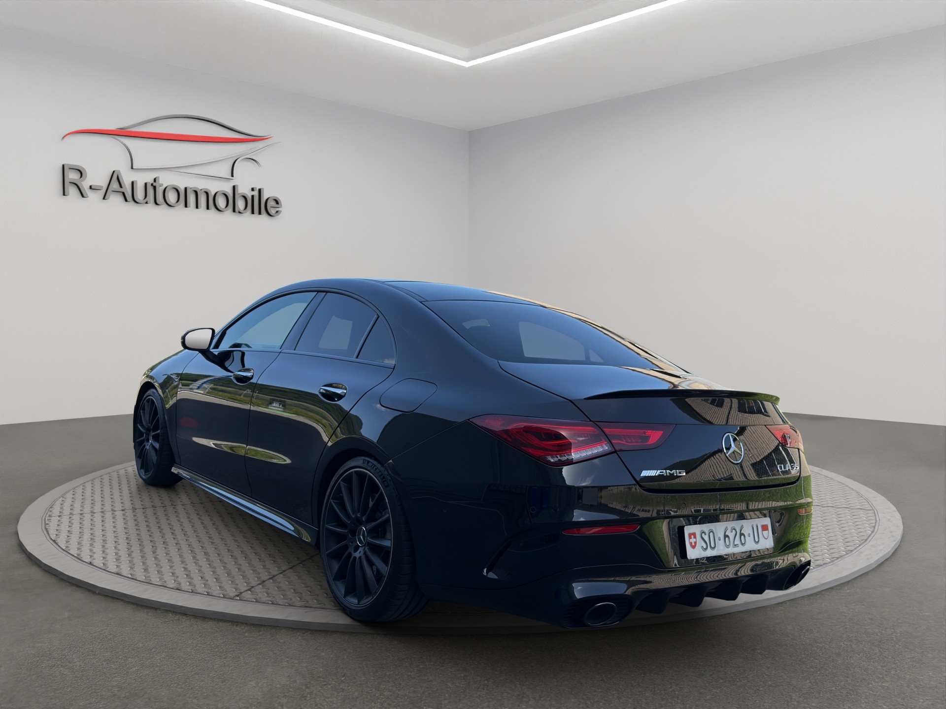MERCEDES-BENZ CLA 35 AMG 4Matic 7G-DCT-image-2