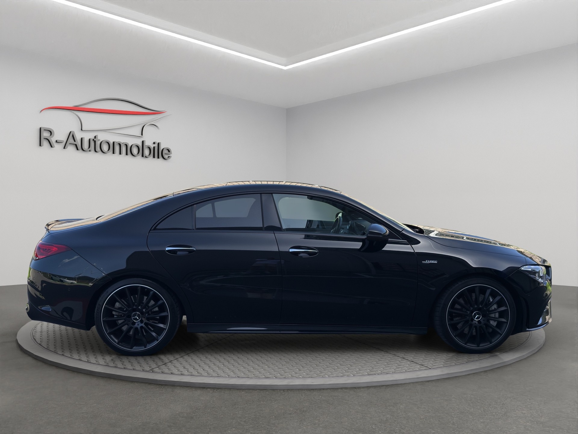 MERCEDES-BENZ CLA 35 AMG 4Matic 7G-DCT-image-5