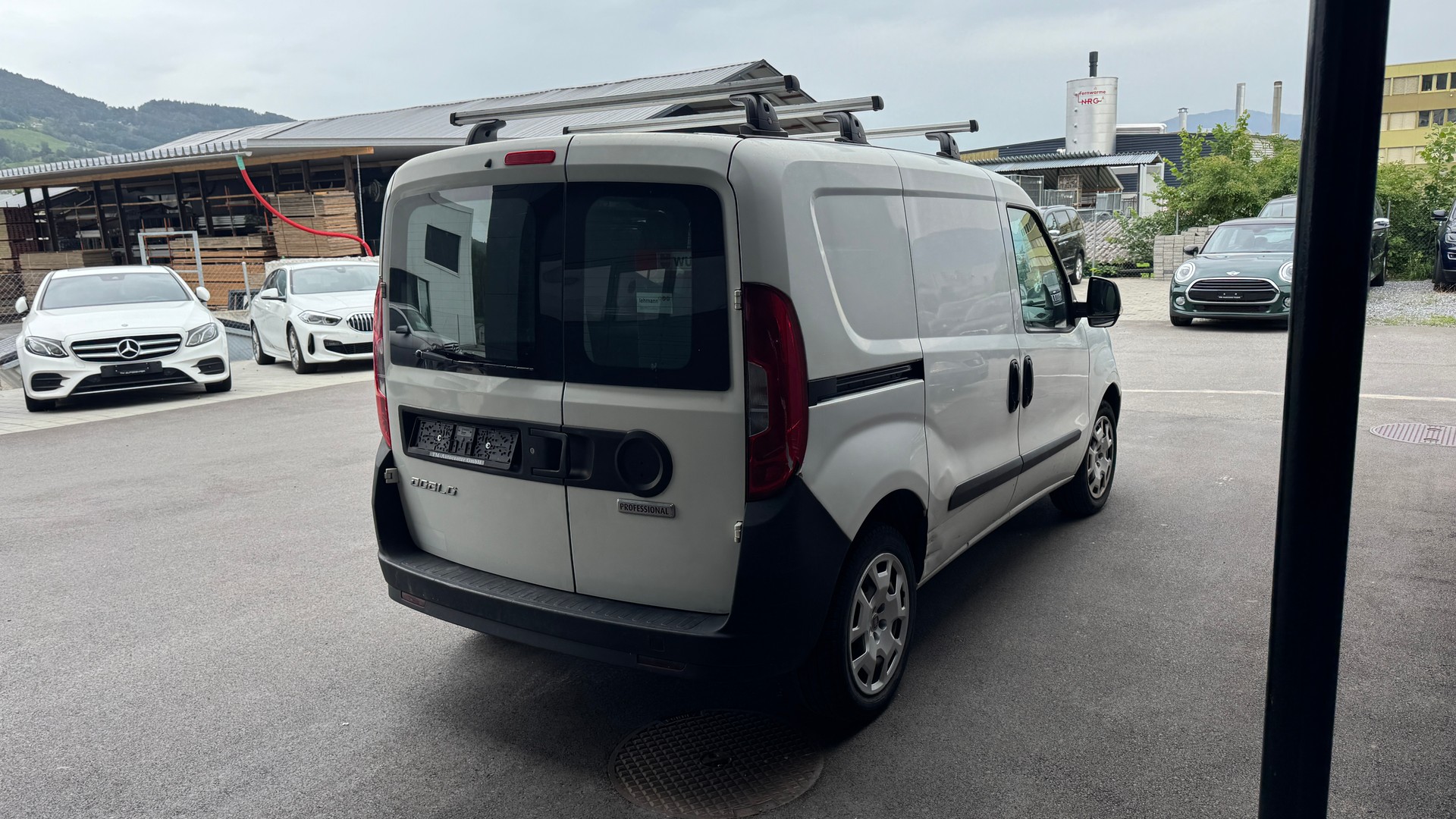 FIAT Doblò 1.4 MPI Cargo Easy Pro-image-2