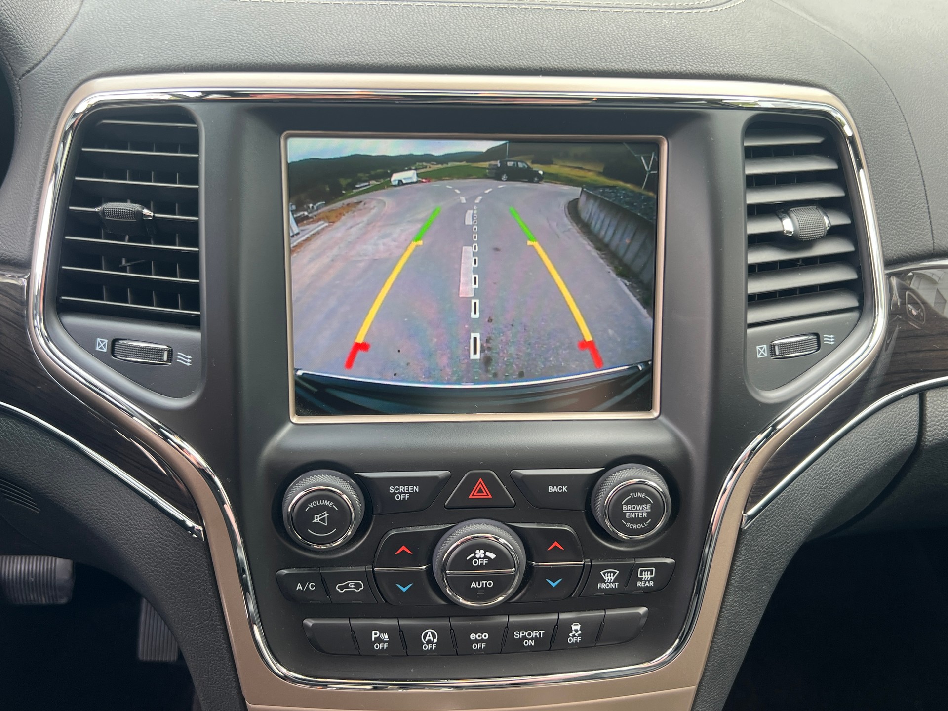 JEEP Grand Cherokee 3.0 CRD Overland Automatic * Facelift *-image-10