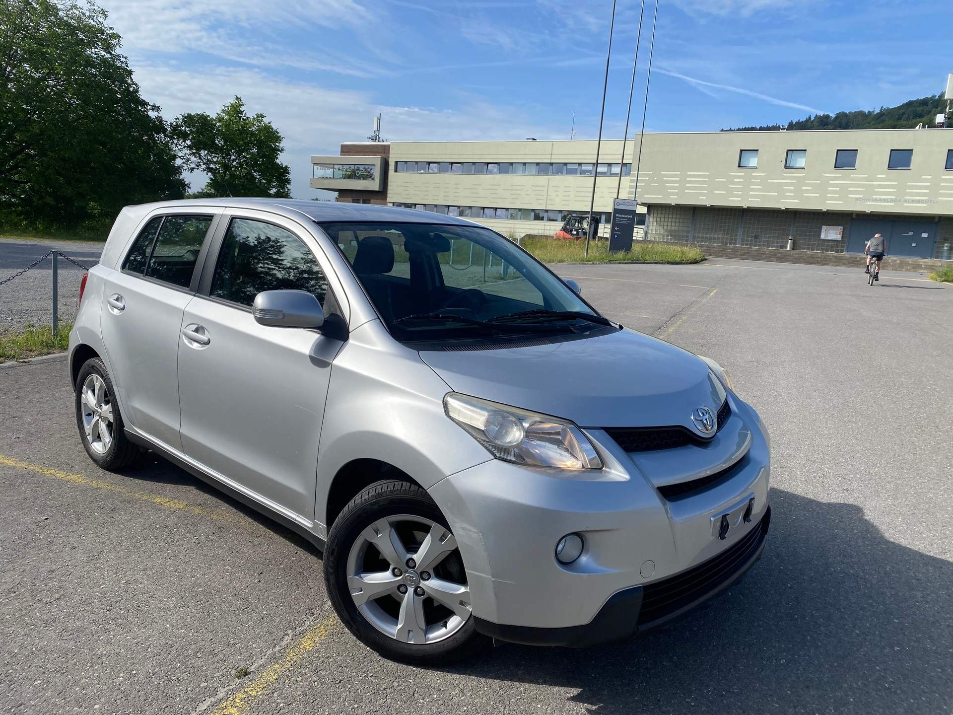 TOYOTA 1.33 VVT-i Linea Luna-image-1
