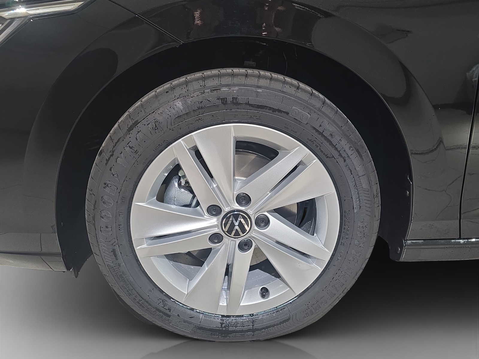 VW Golf 1.5 e TSI mHEV Value DSG-image-15