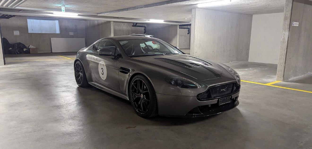 ASTON MARTIN V12 Vantage 5.9 AMR-image-5